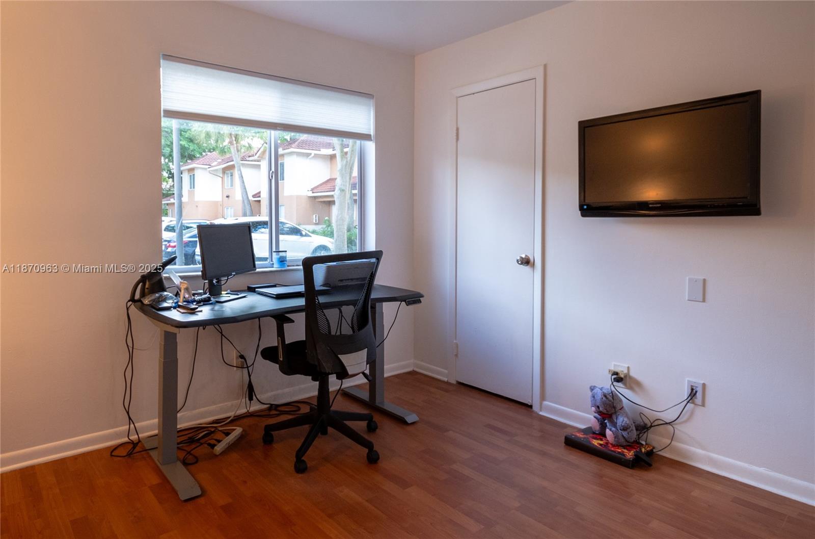 COLONNADES CONDO - Residential