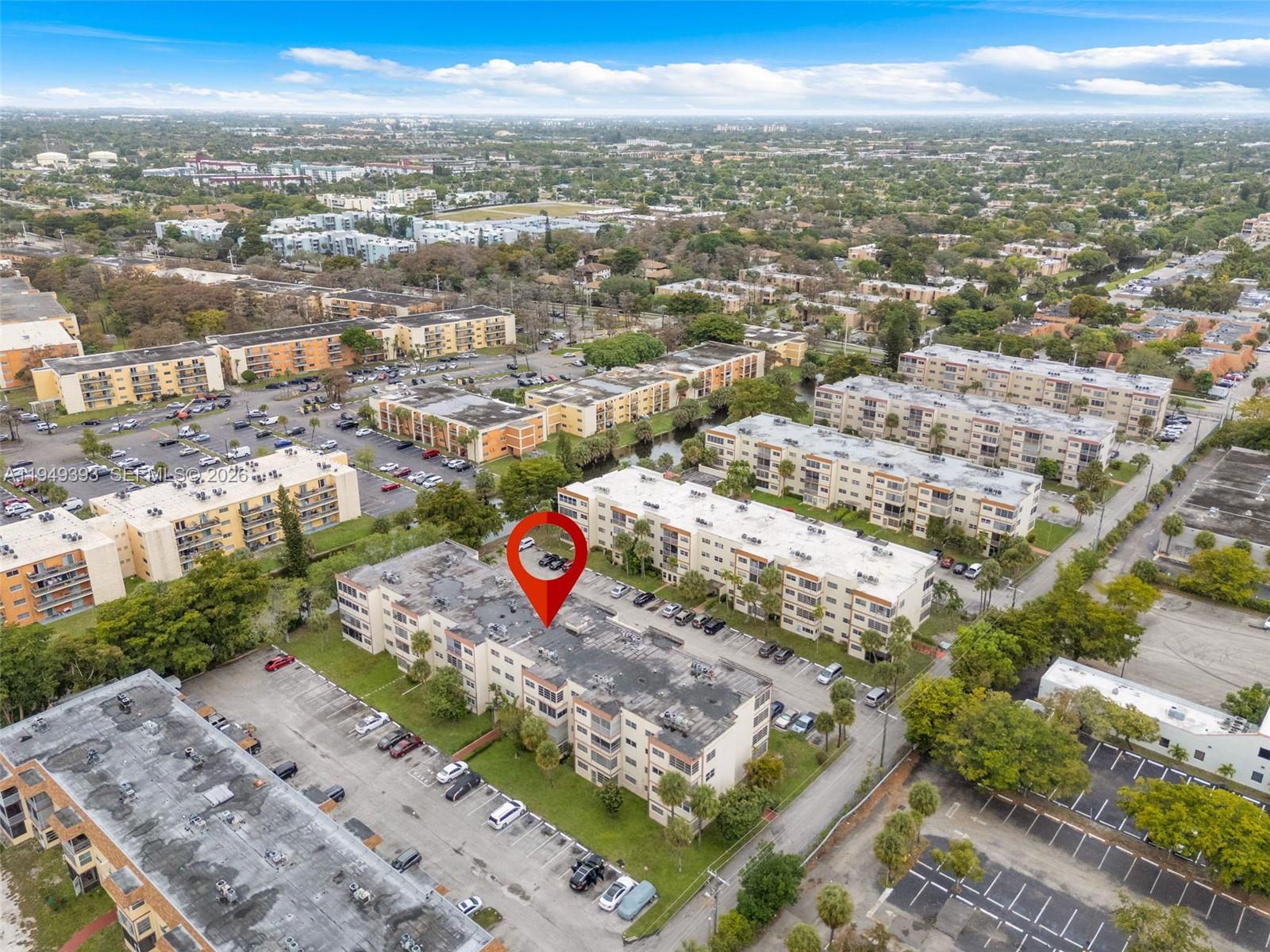 MAJESTIC GARDENS CONDOMIN - Residential