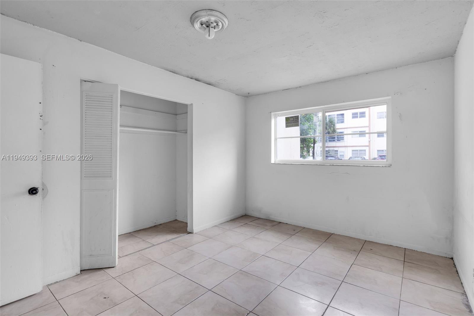 MAJESTIC GARDENS CONDOMIN - Residential