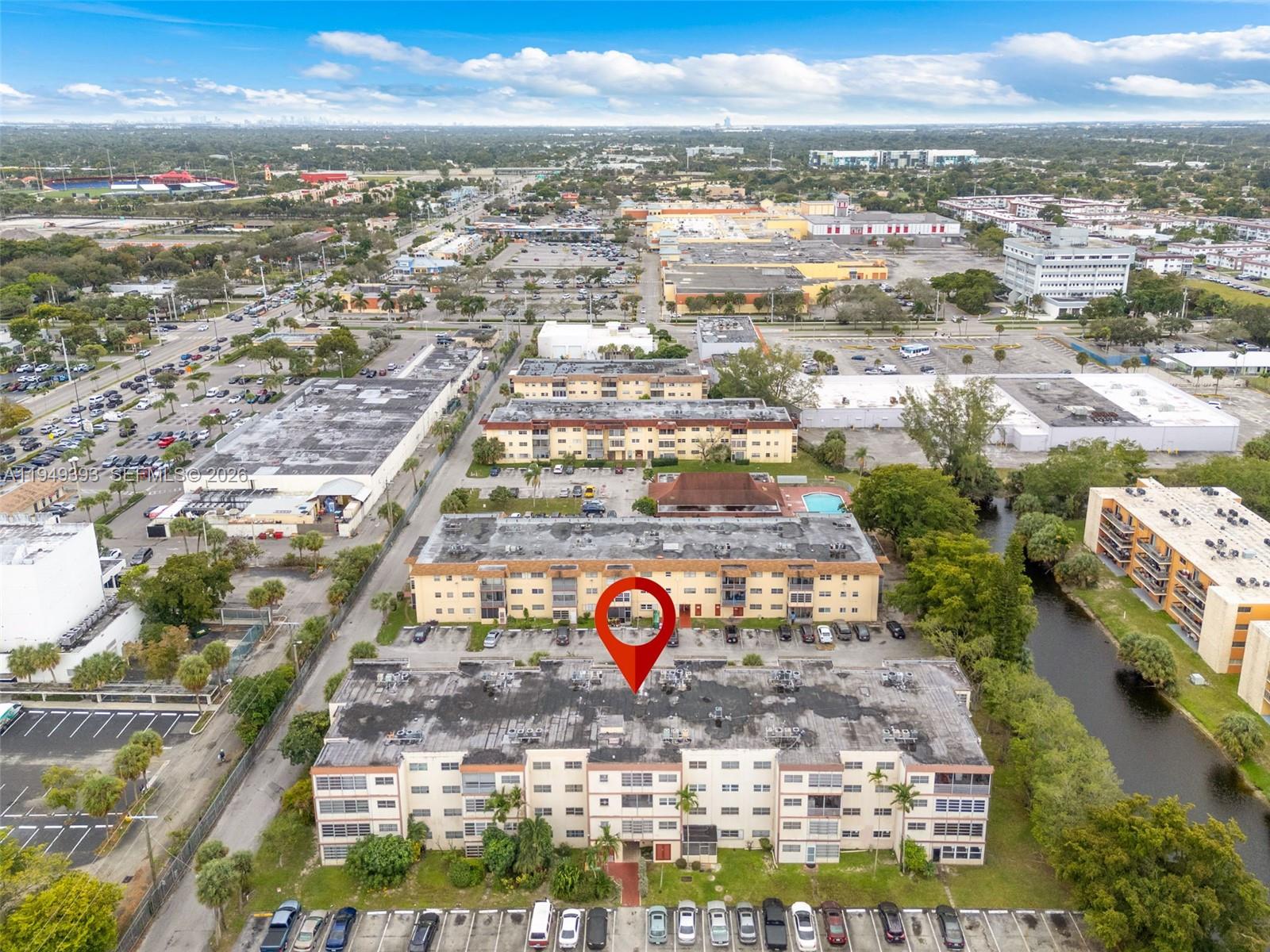 MAJESTIC GARDENS CONDOMIN - Residential