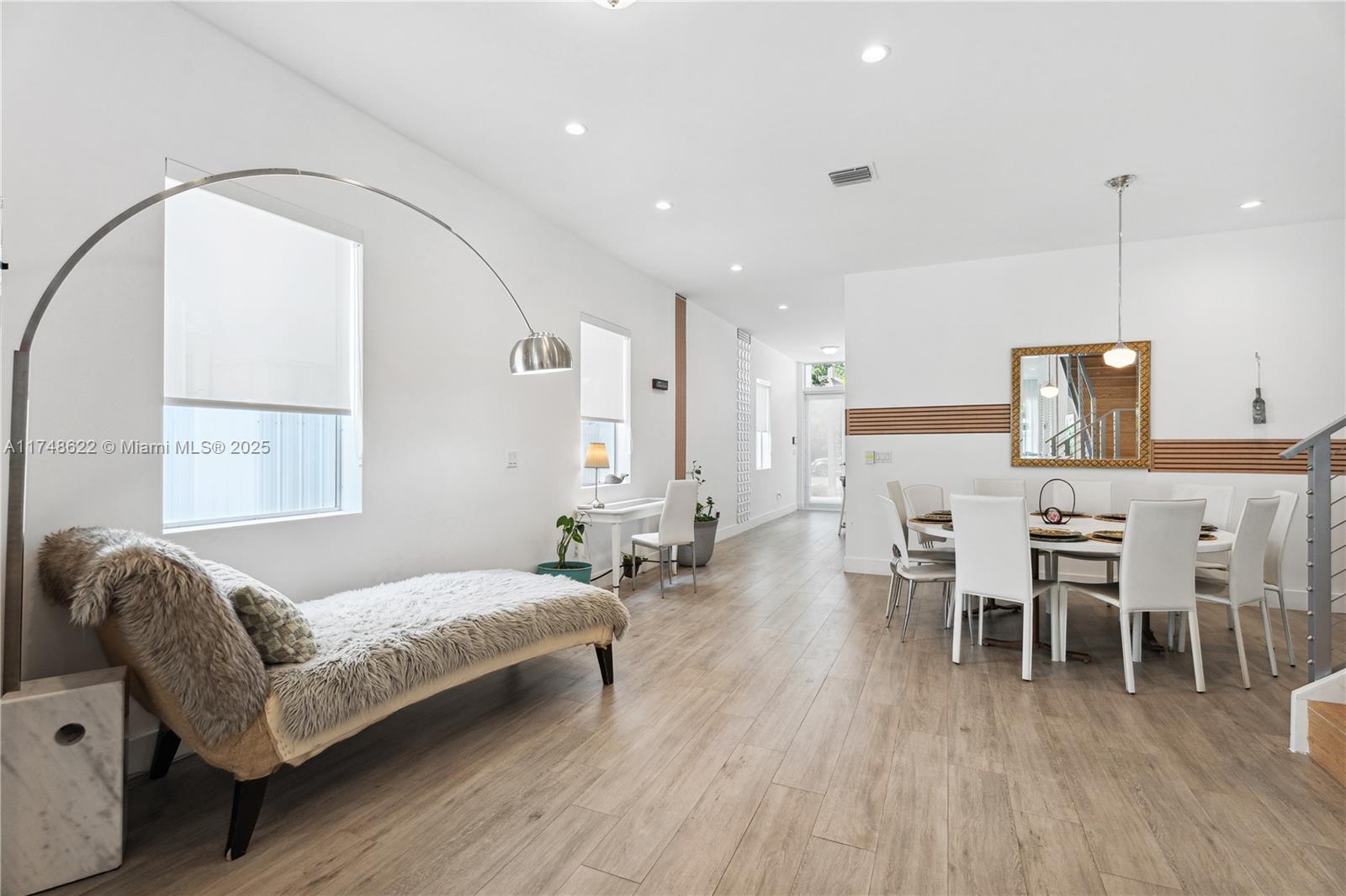 AMND MIAMI SUBURBAN ACRES - Residential Lease