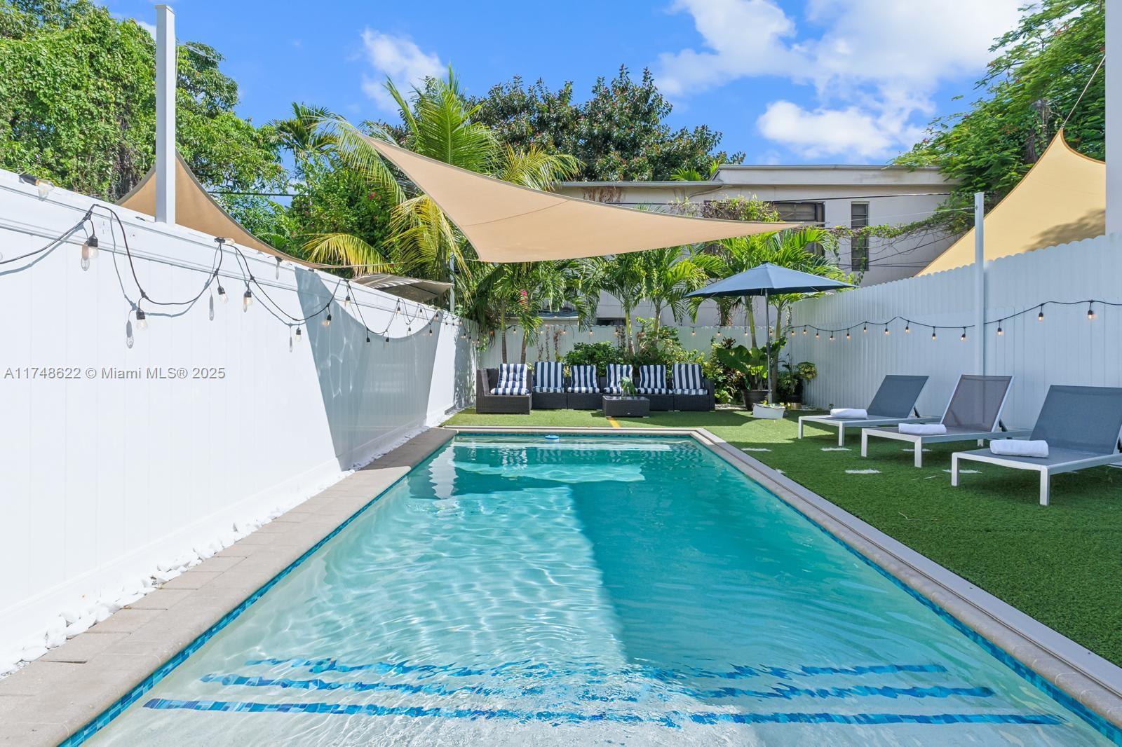 AMND MIAMI SUBURBAN ACRES - Residential Lease