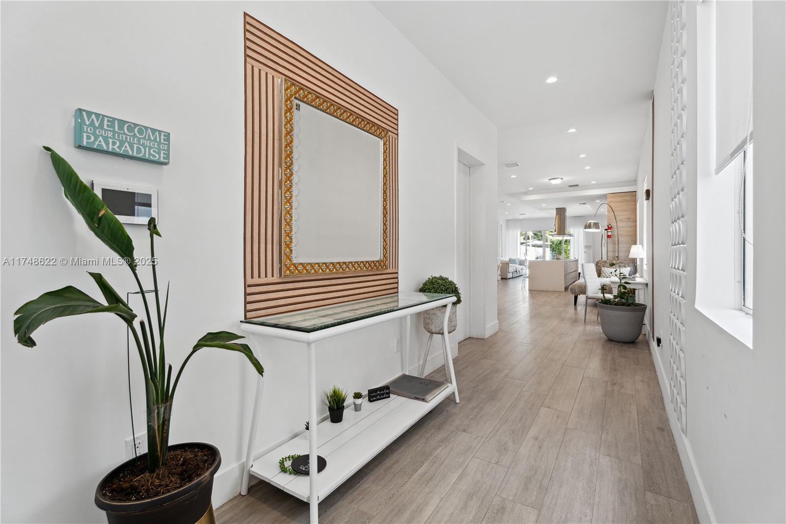 AMND MIAMI SUBURBAN ACRES - Residential Lease