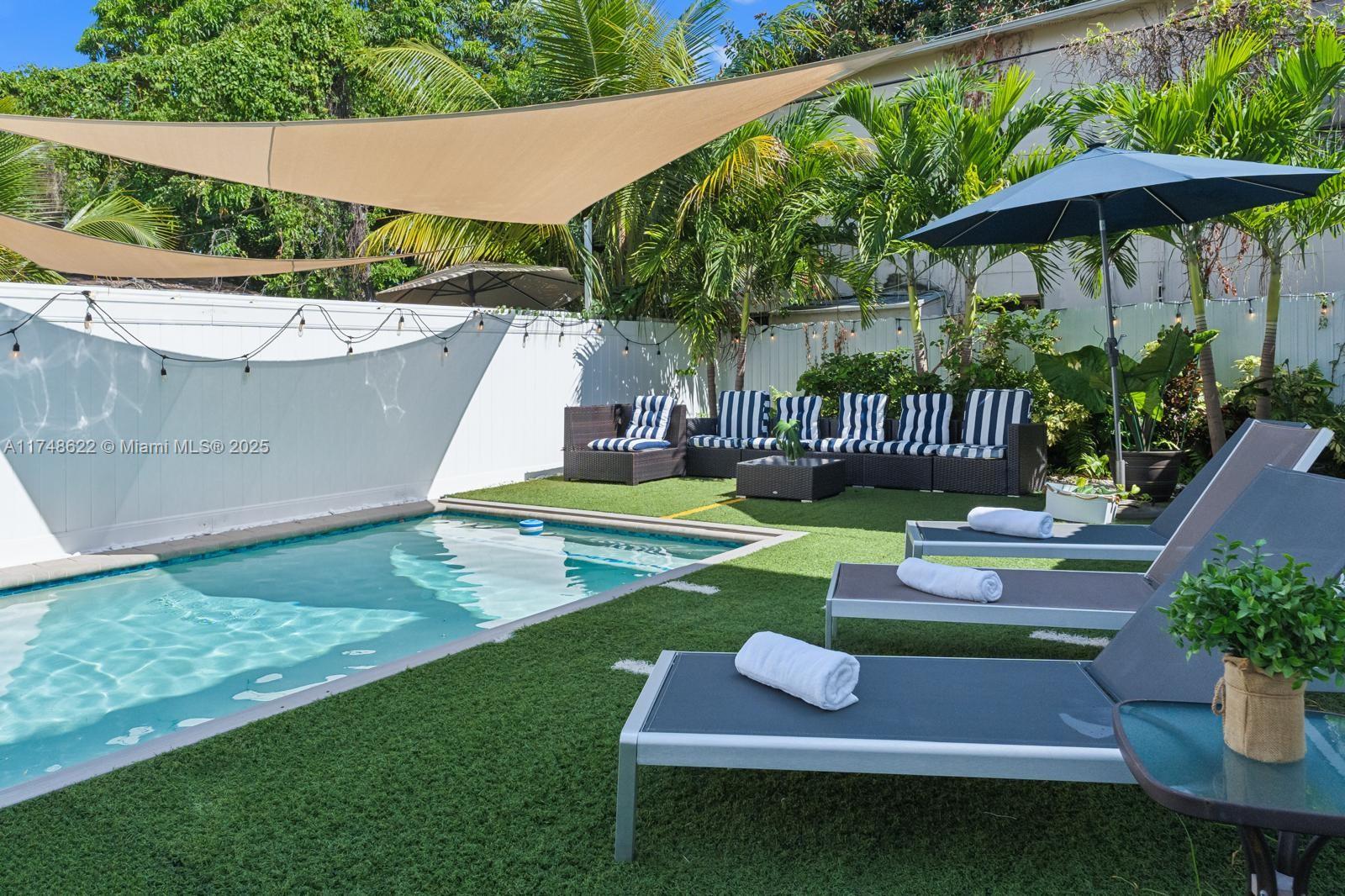 AMND MIAMI SUBURBAN ACRES - Residential Lease