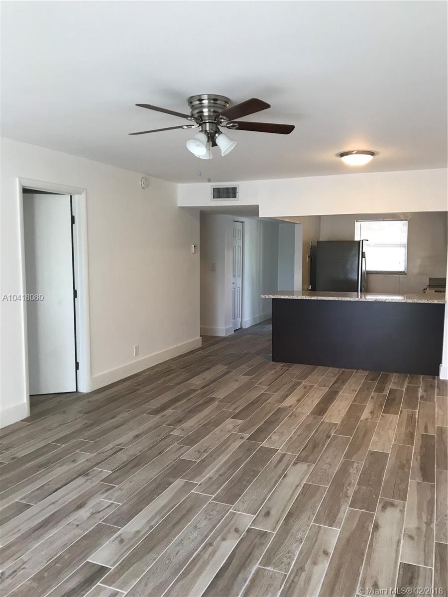 LAKEWOOD ON THE GREEN 2 C - Residential Lease