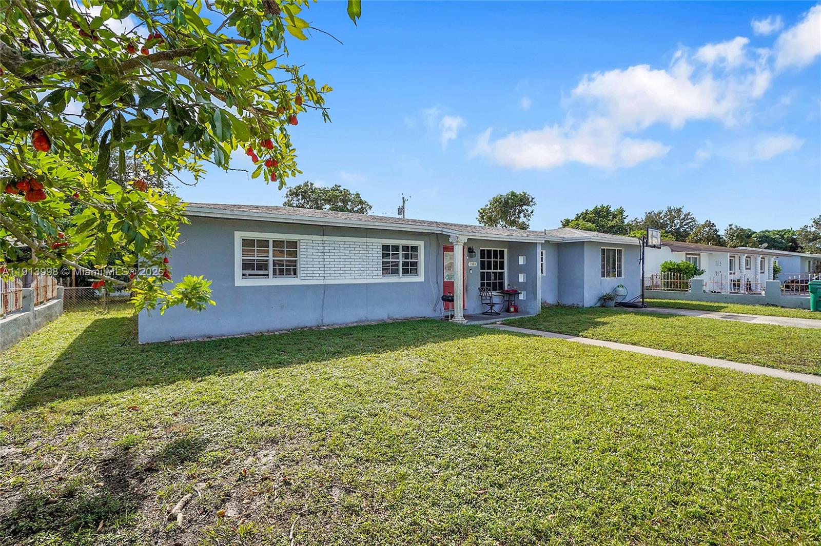 CAROL CITY - Residential