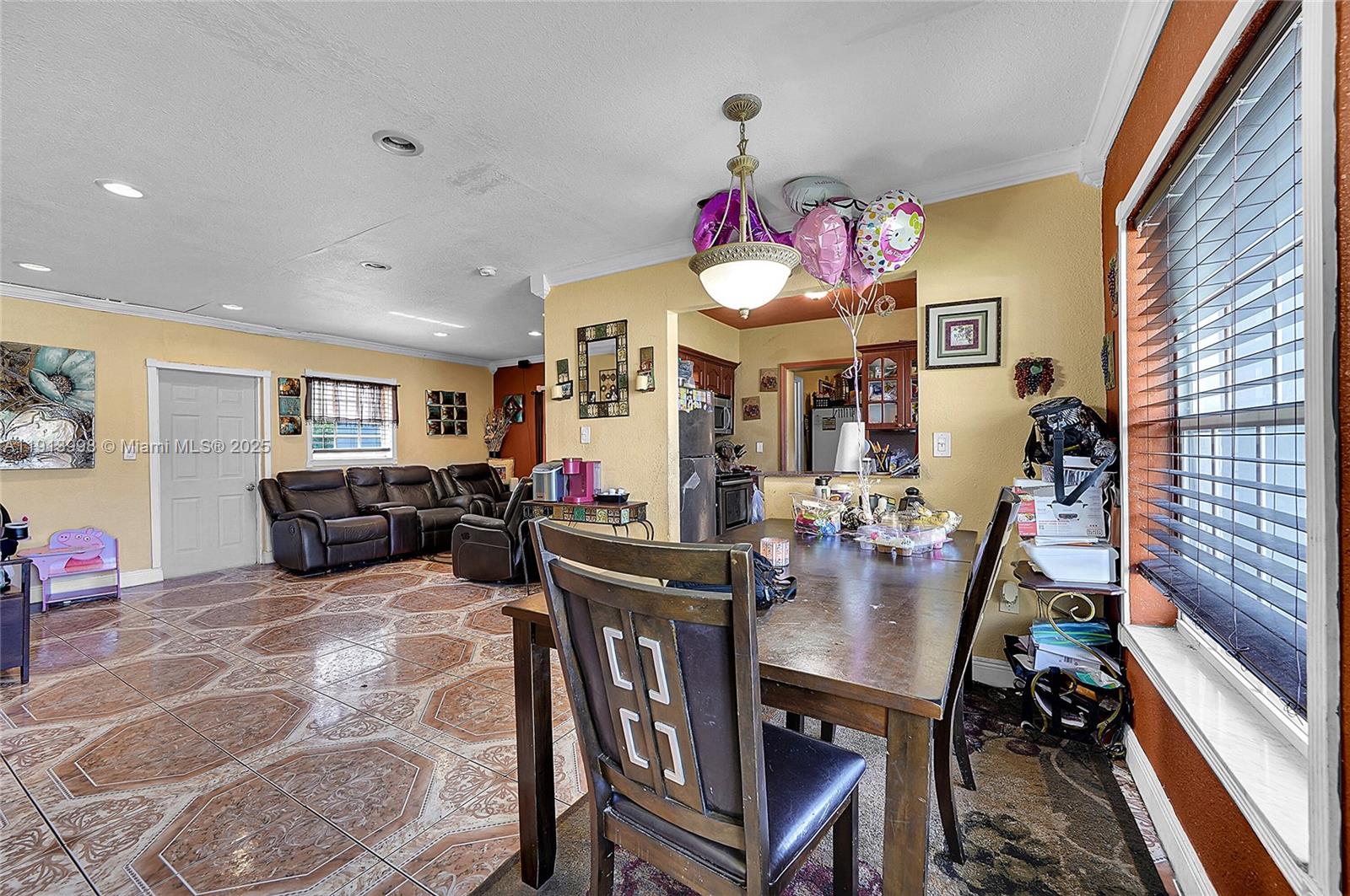 CAROL CITY - Residential