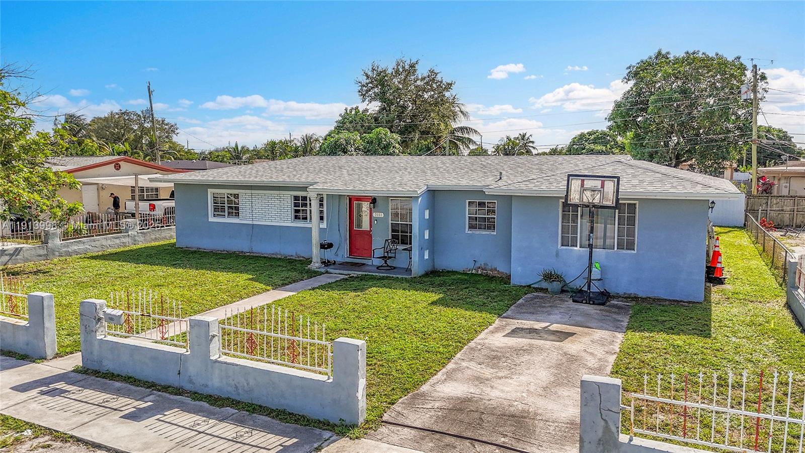 CAROL CITY - Residential