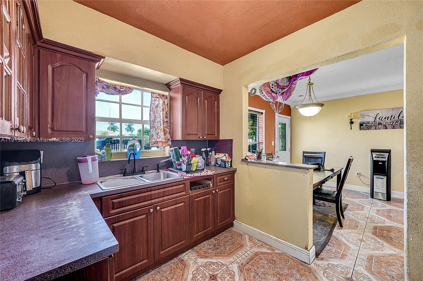 CAROL CITY - Residential