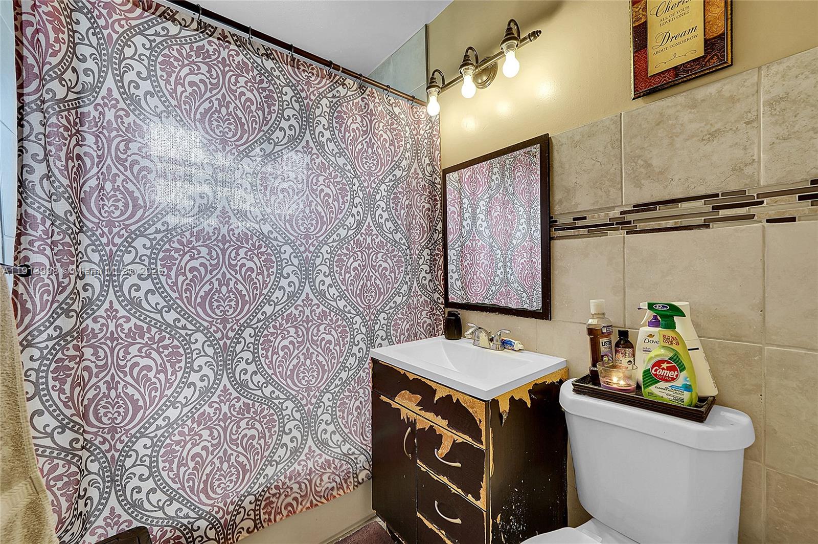 CAROL CITY - Residential