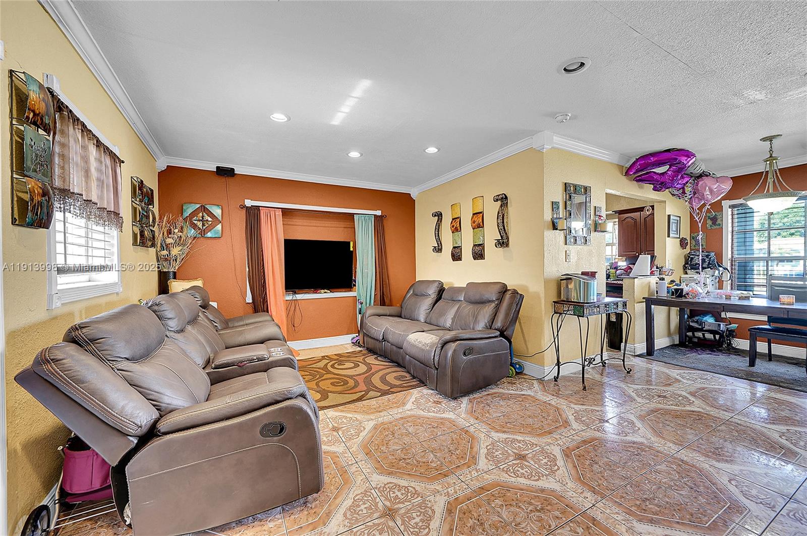 CAROL CITY - Residential