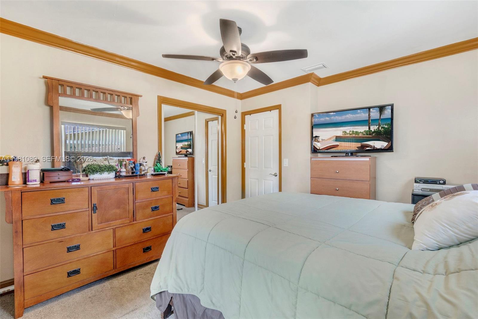 GOLDEN RIDGE - Residential