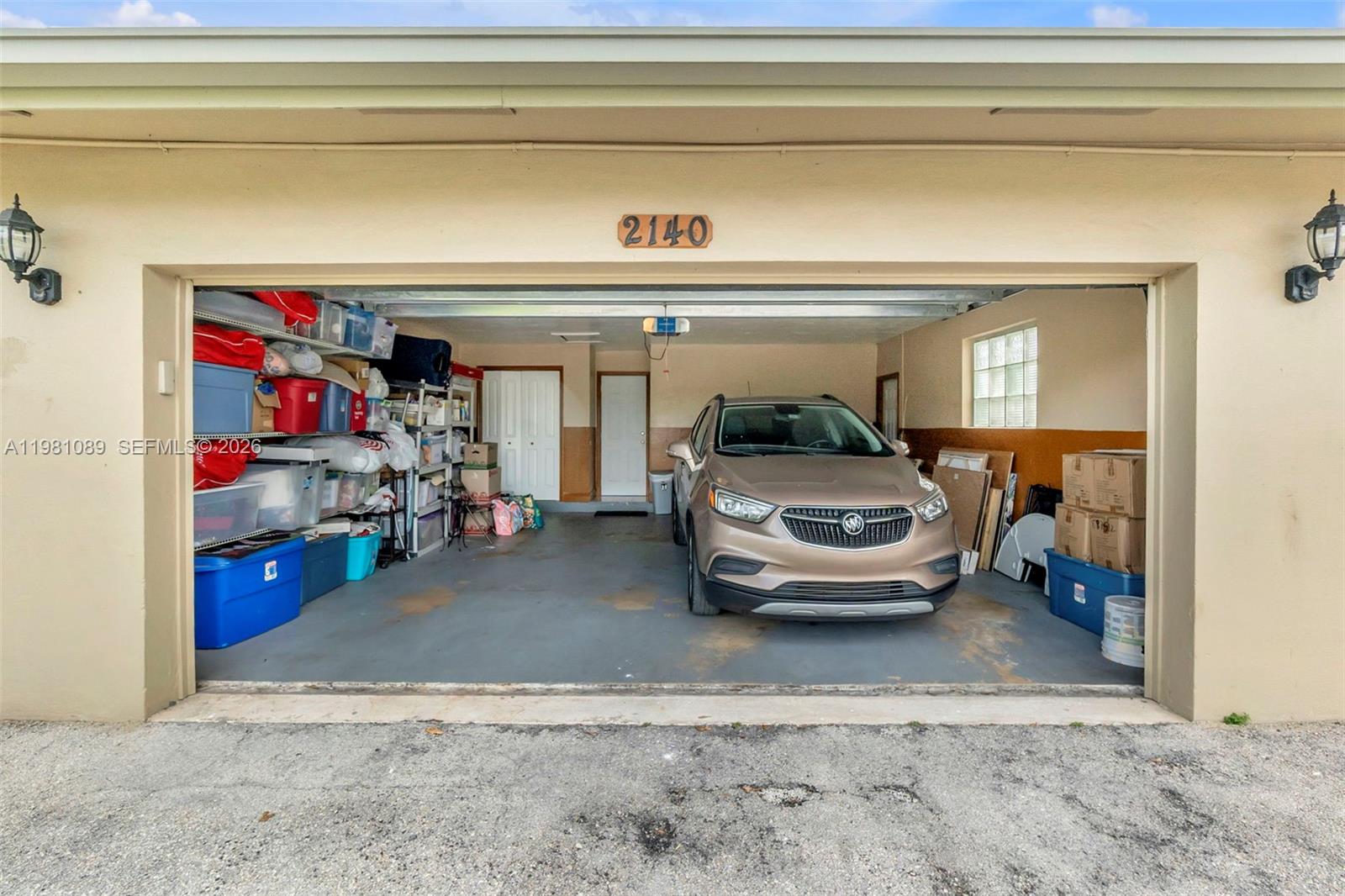 GOLDEN RIDGE - Residential