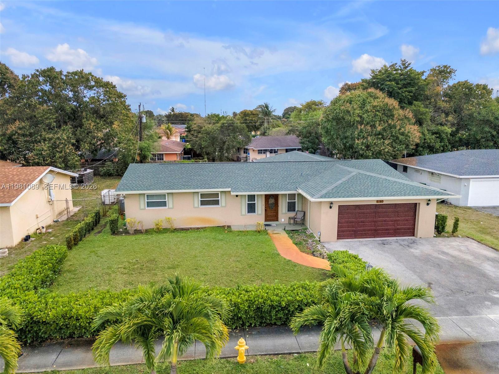 GOLDEN RIDGE - Residential