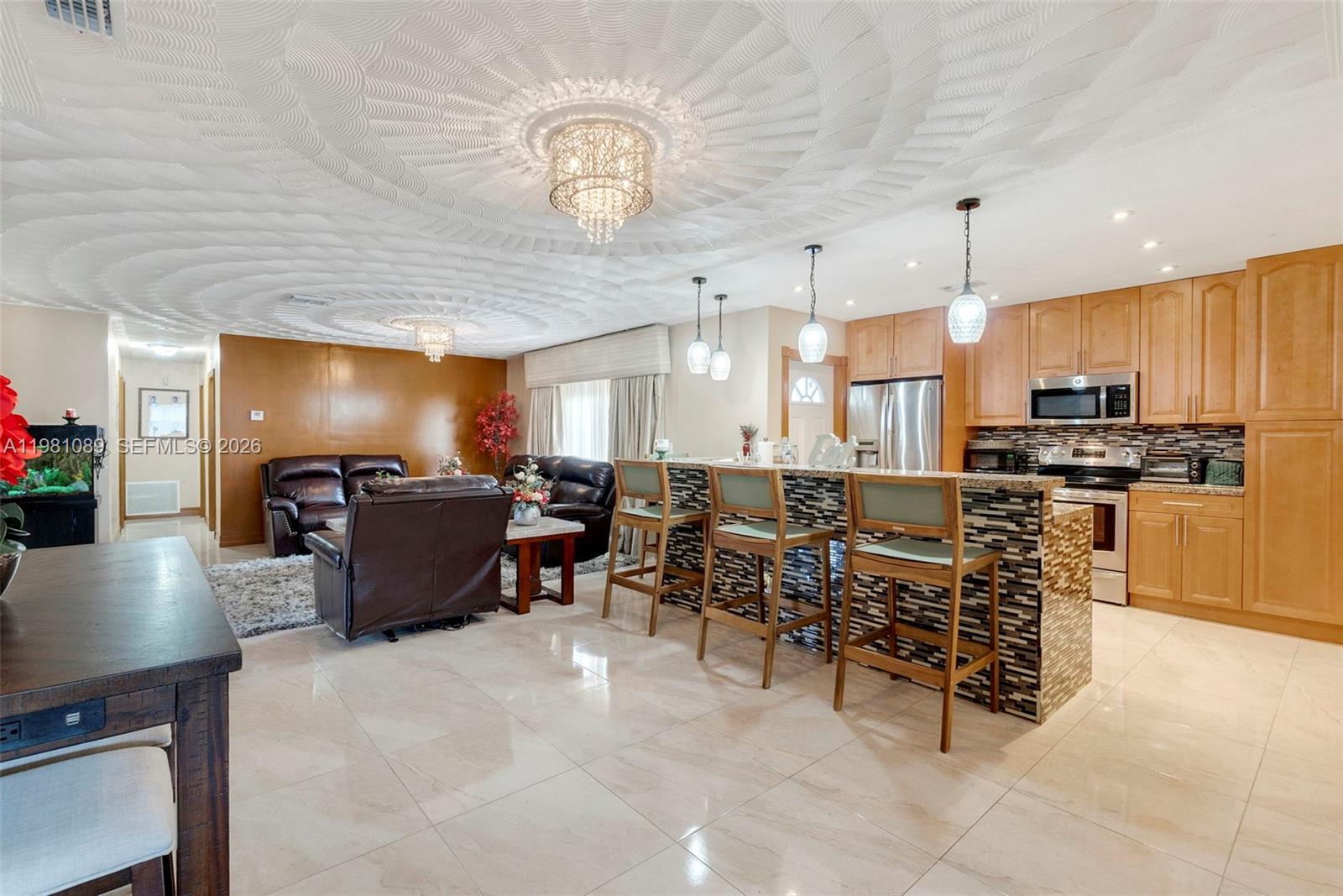 GOLDEN RIDGE - Residential