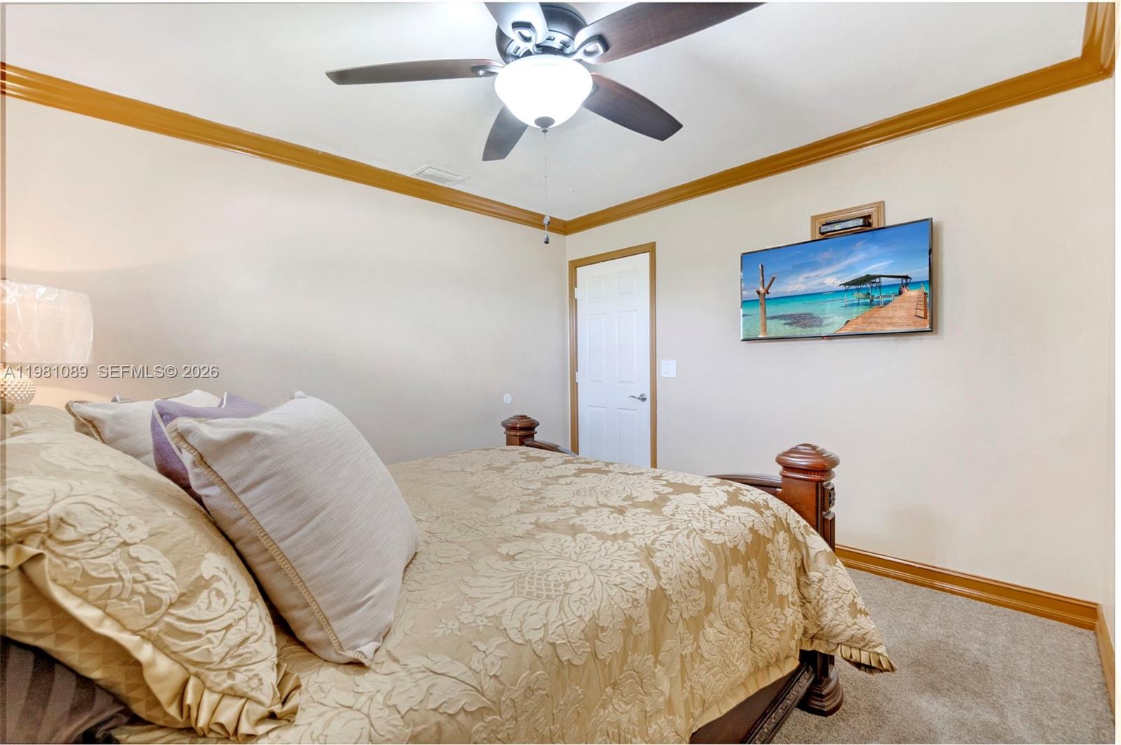 GOLDEN RIDGE - Residential