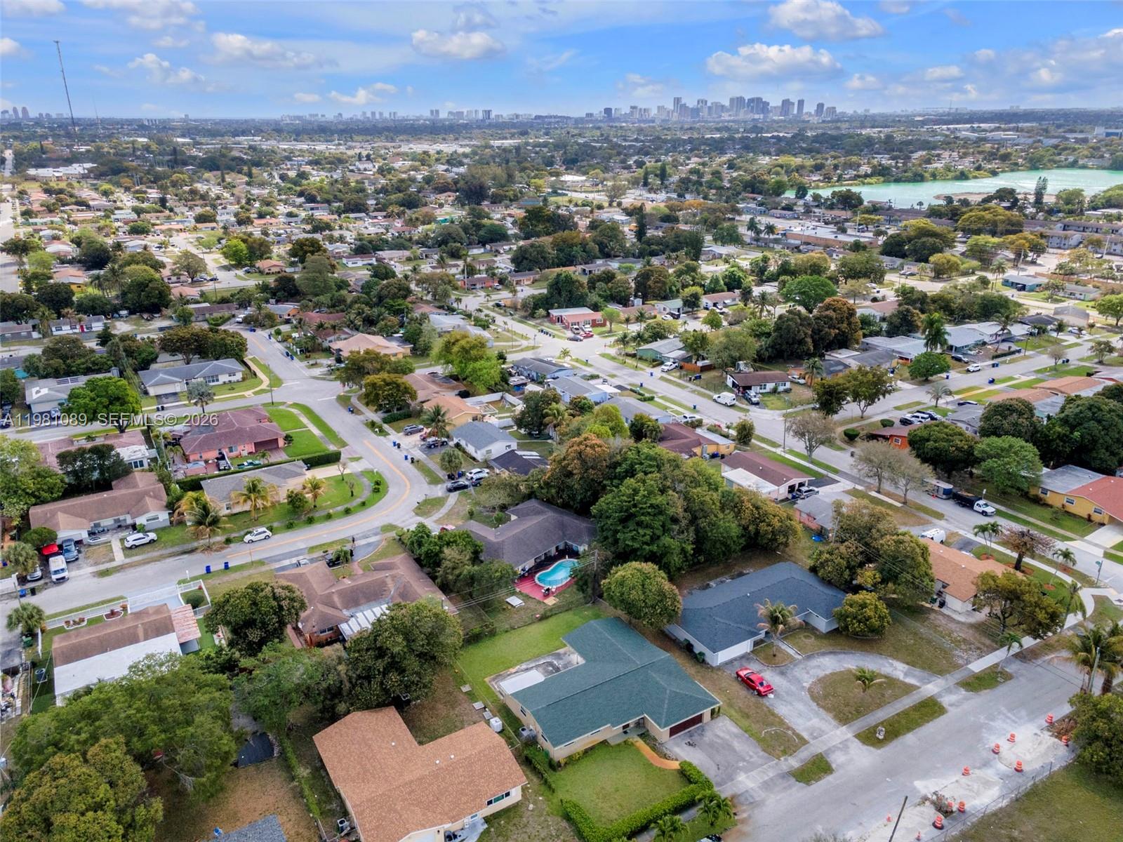 GOLDEN RIDGE - Residential