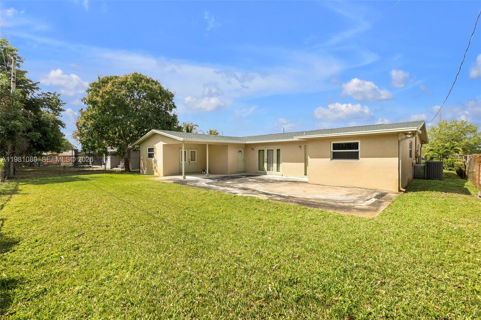 GOLDEN RIDGE - Residential