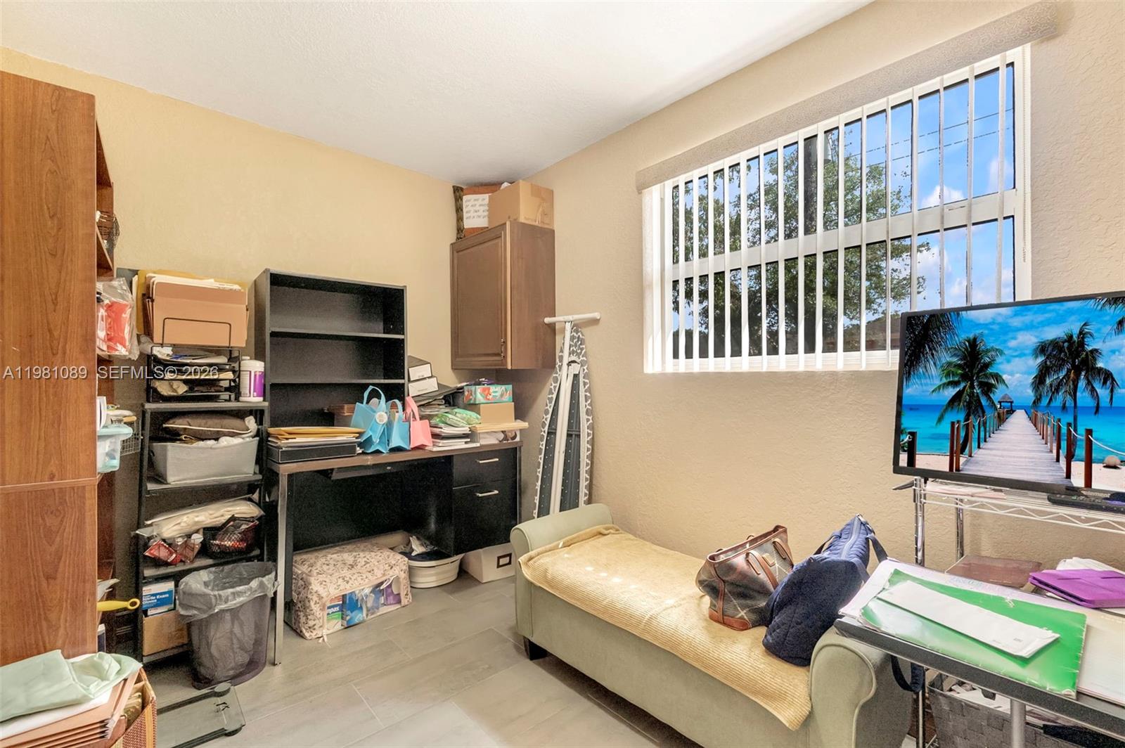 GOLDEN RIDGE - Residential