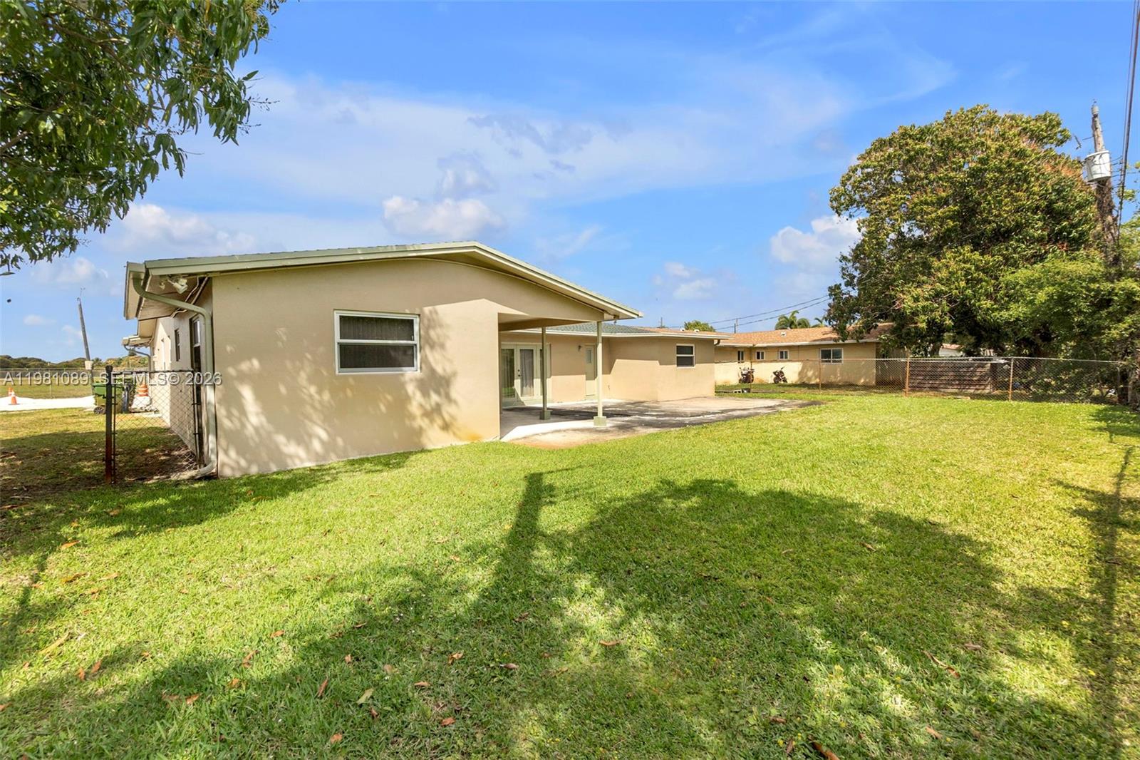 GOLDEN RIDGE - Residential