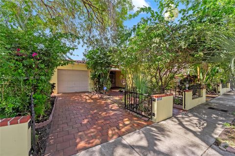 1712 SW 13 Miami FL 33145