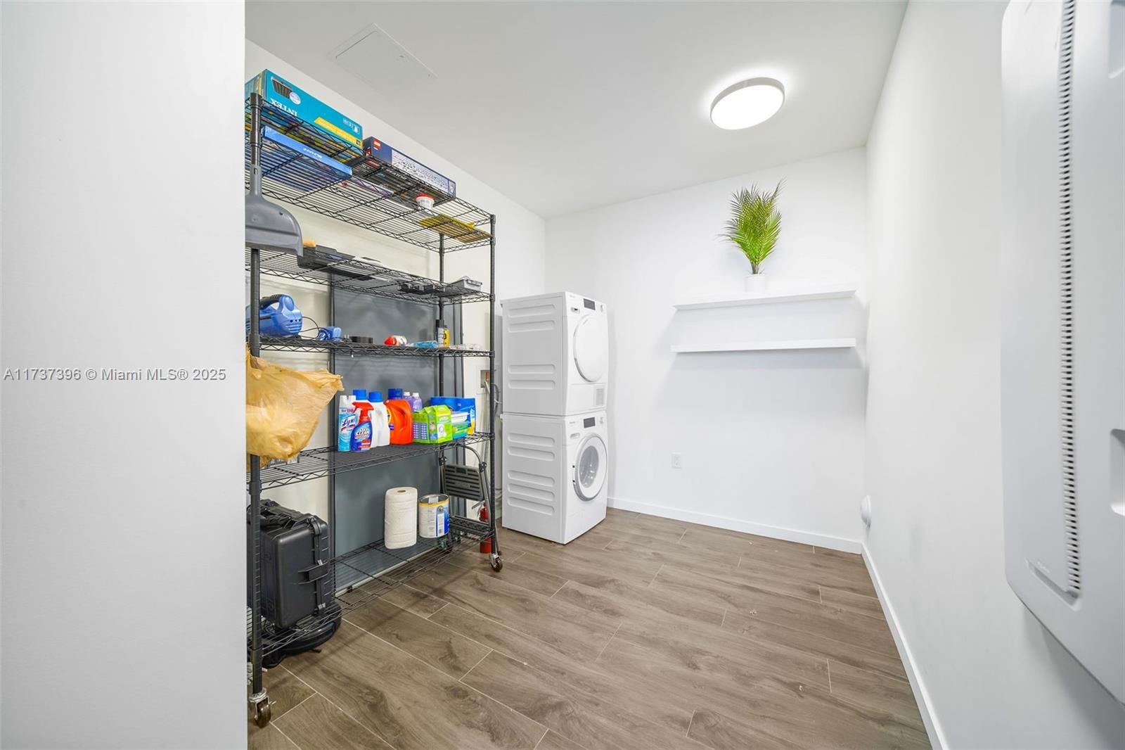 BRICKELL FLATIRON CONDO - Residential