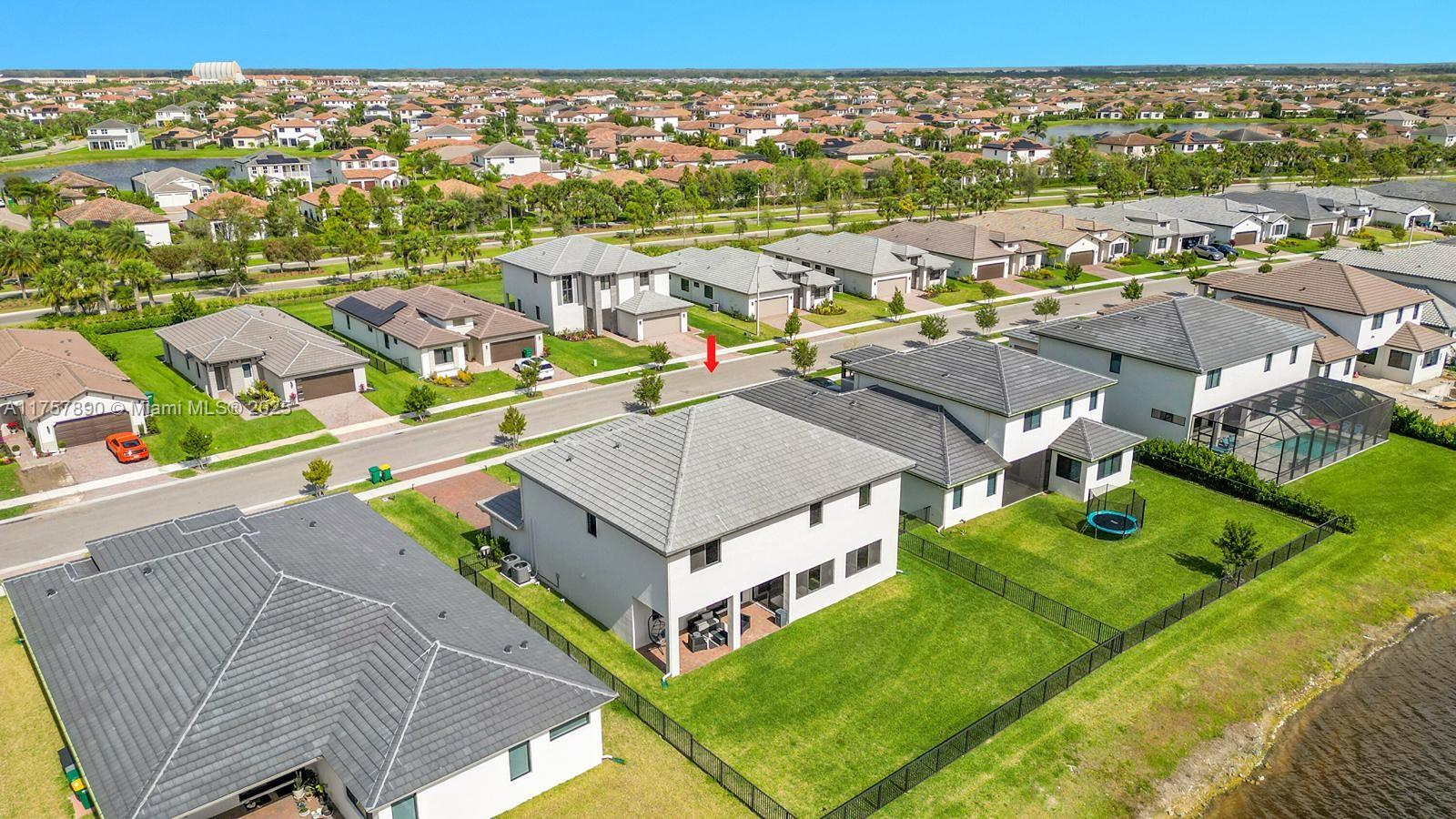 MAPLE RIDGE AT AVE MARIA P - Residential