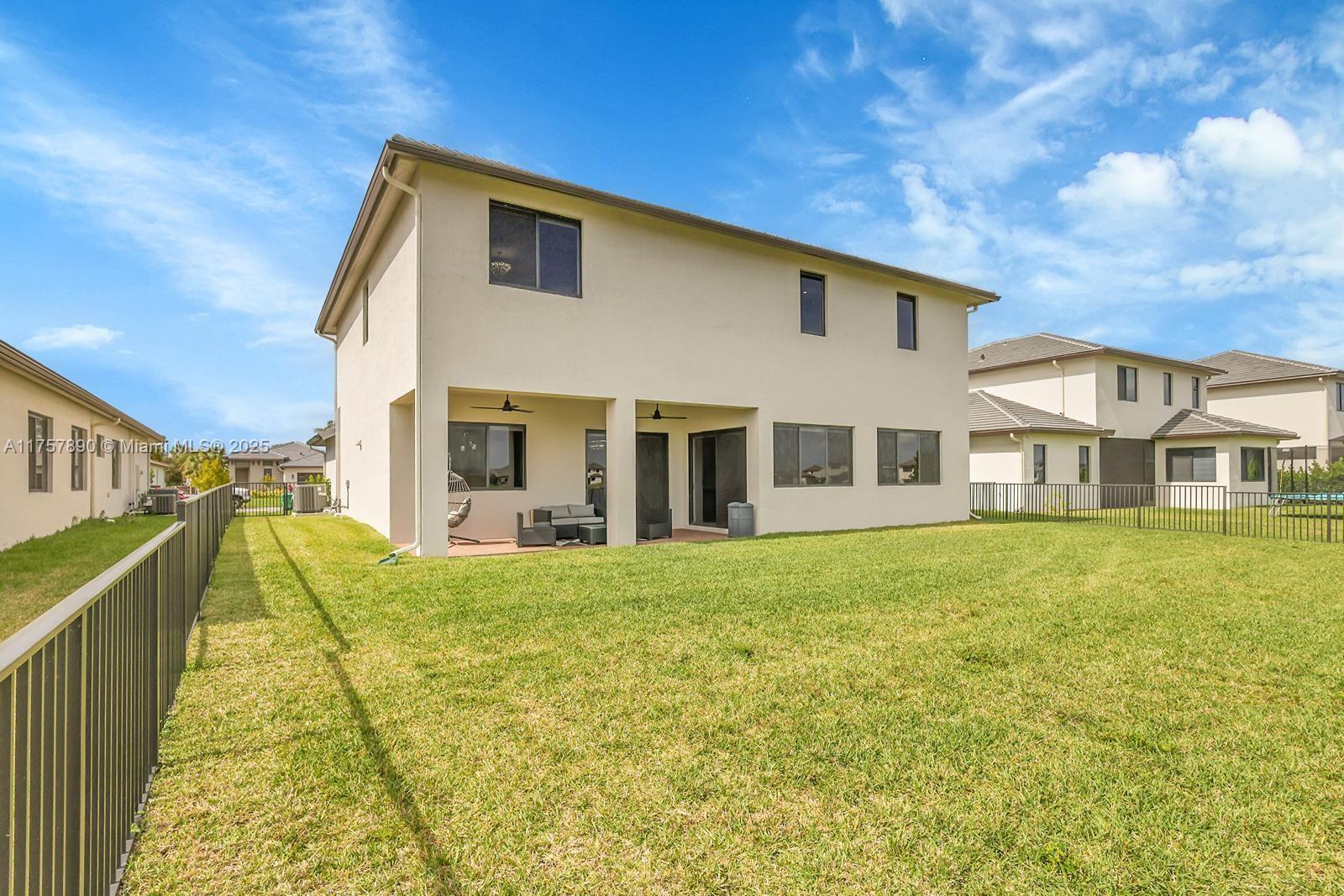 MAPLE RIDGE AT AVE MARIA P - Residential