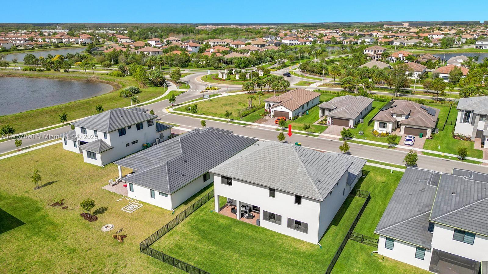 MAPLE RIDGE AT AVE MARIA P - Residential
