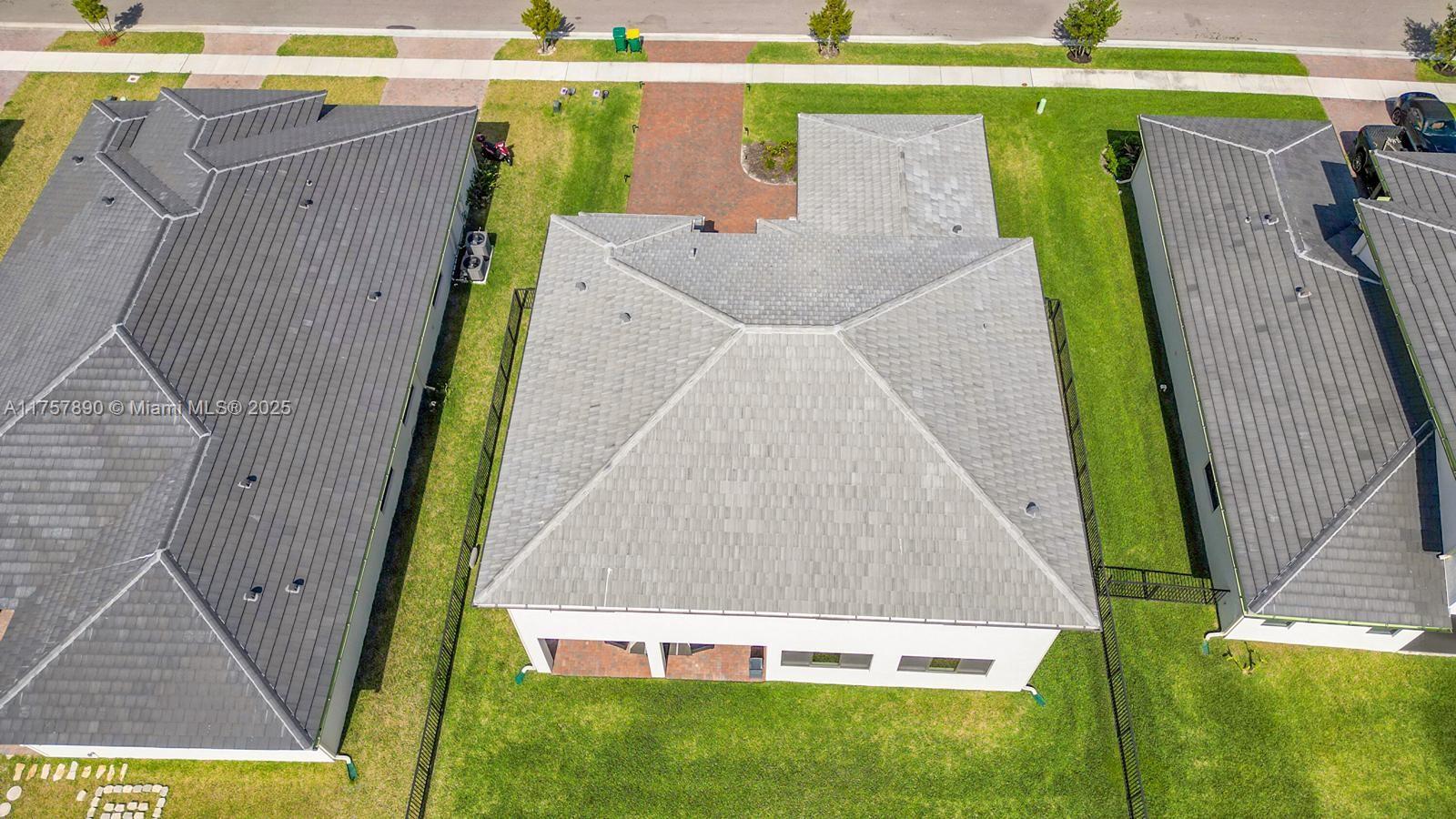 MAPLE RIDGE AT AVE MARIA P - Residential