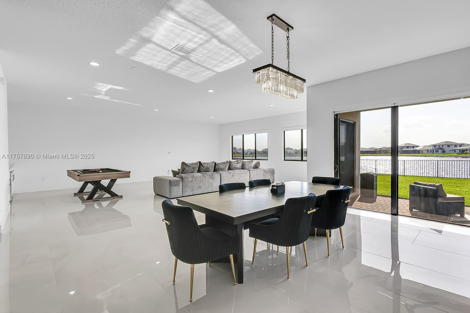 MAPLE RIDGE AT AVE MARIA P - Residential