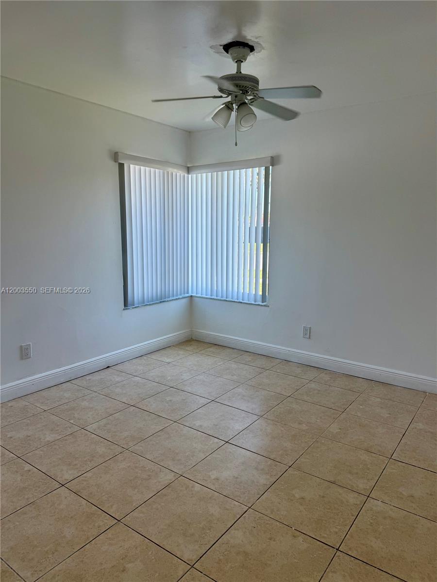 COUNTRY LAKE MANORS SEC 1 - Residential