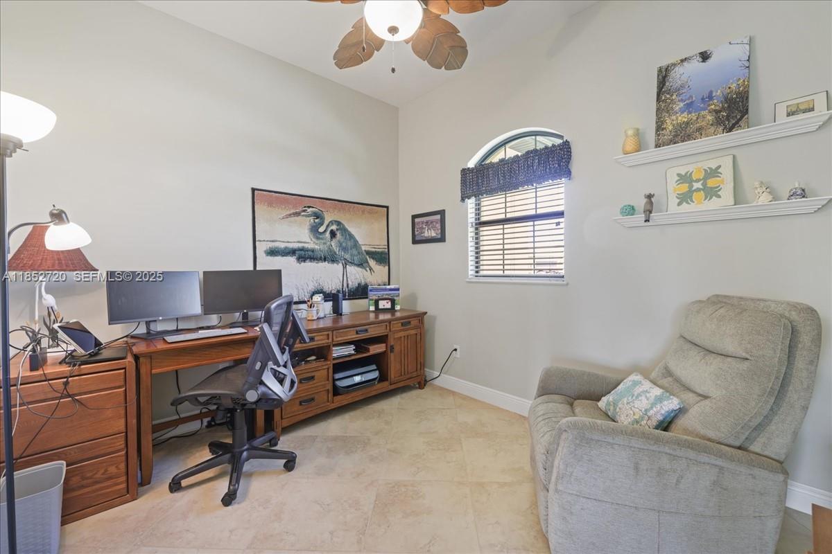 CAPE  CORAL - Residential