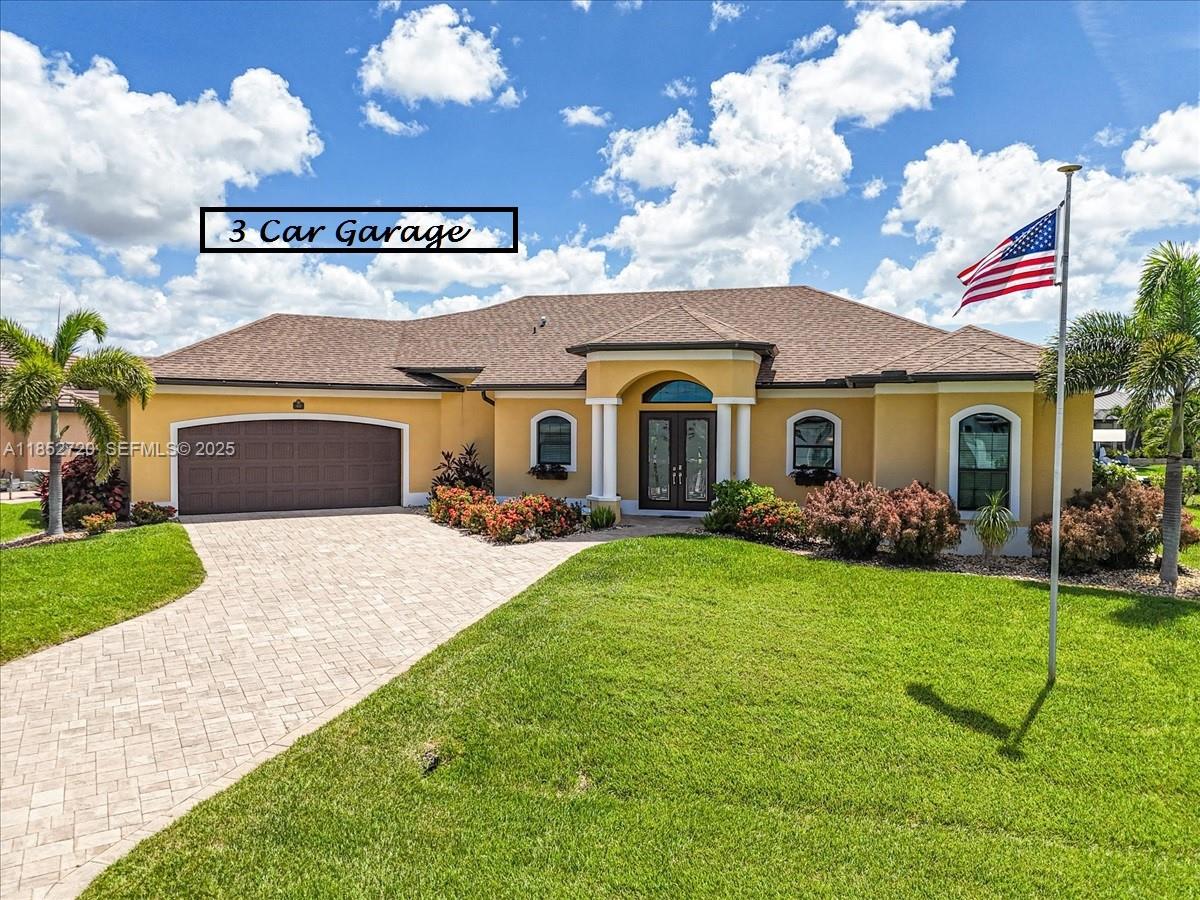 CAPE  CORAL - Residential