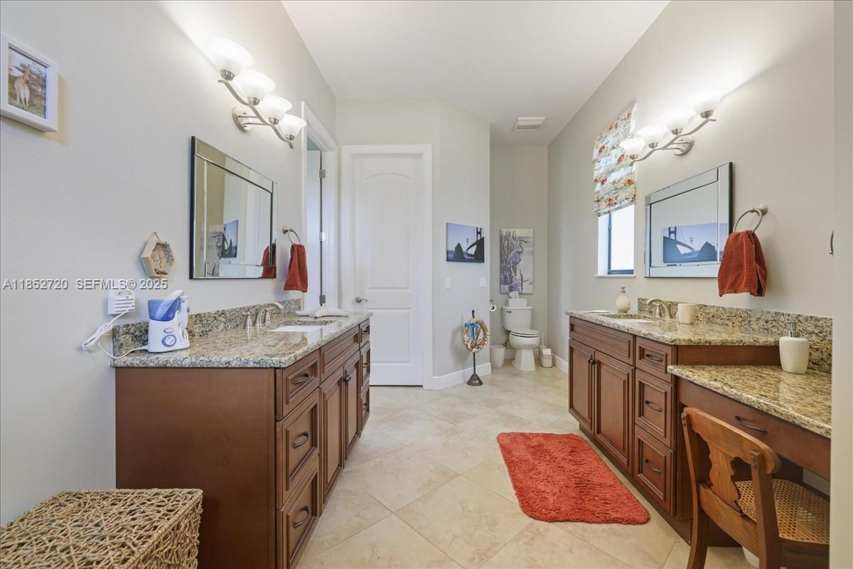 CAPE  CORAL - Residential