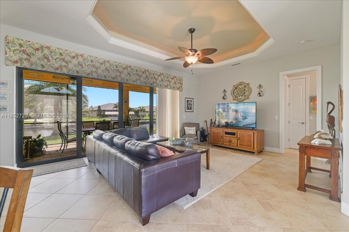 CAPE  CORAL - Residential
