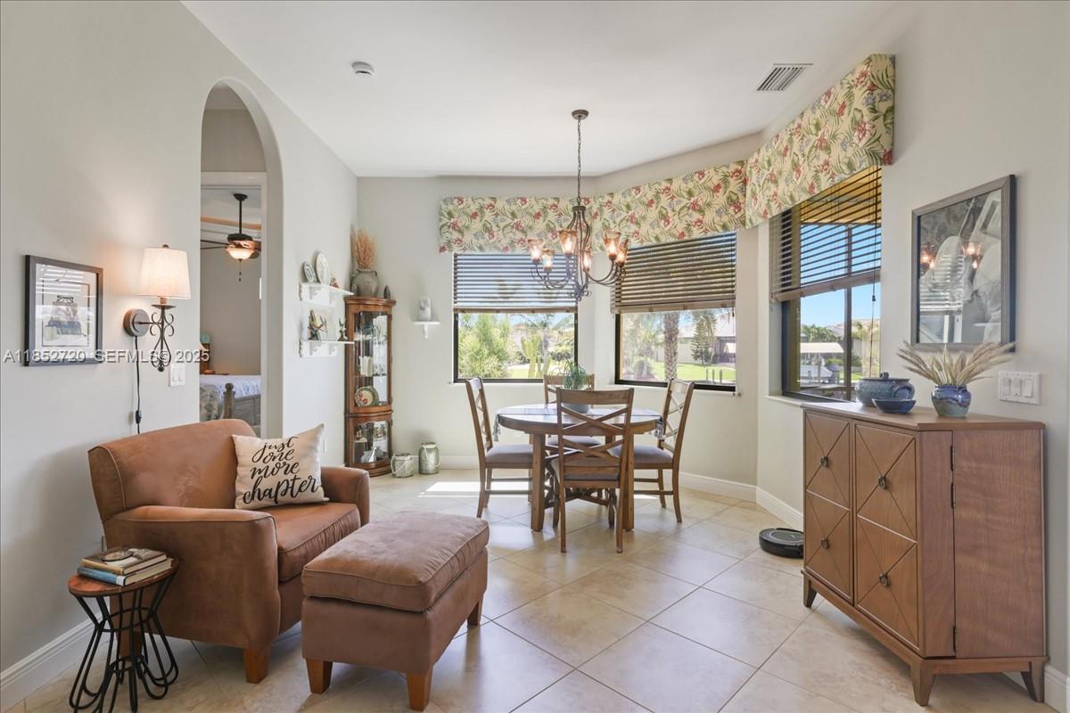 CAPE  CORAL - Residential