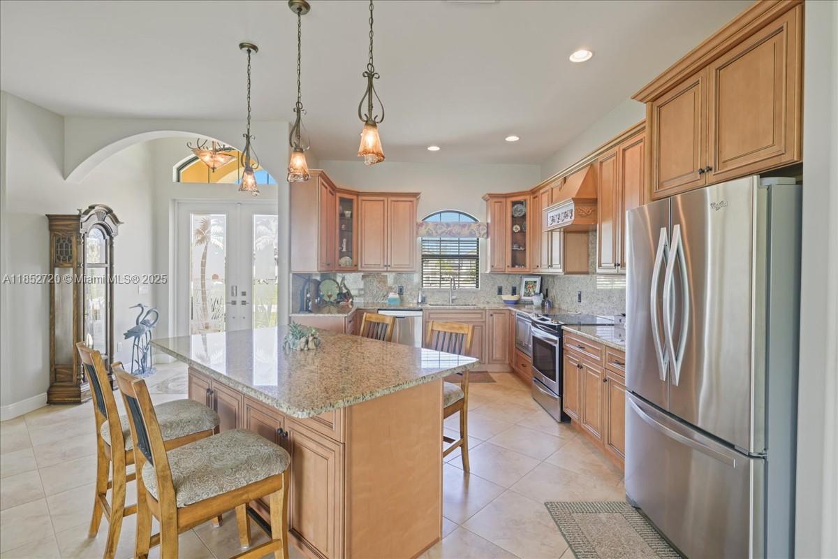 CAPE  CORAL - Residential