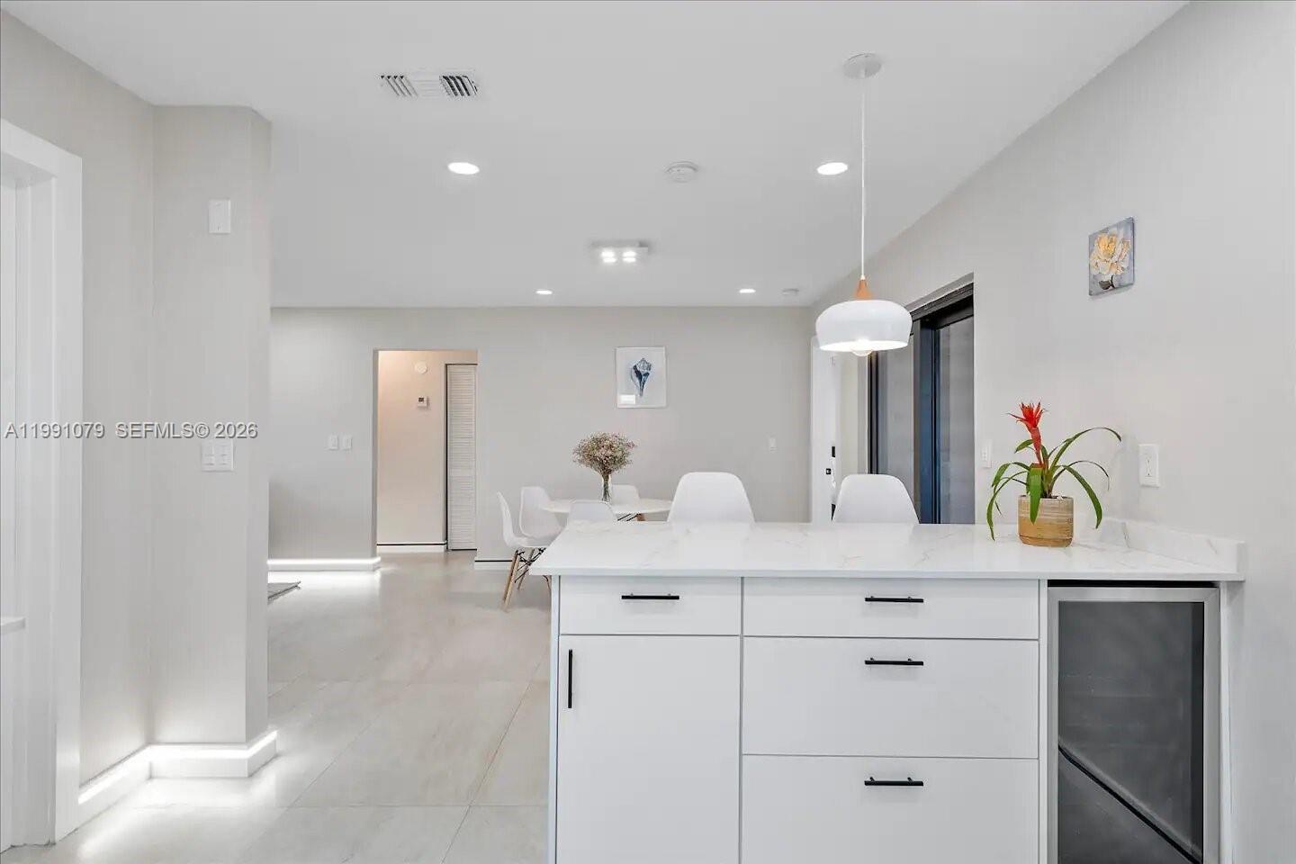 HOLLYWOOD CENTER AMEN PLA - Residential