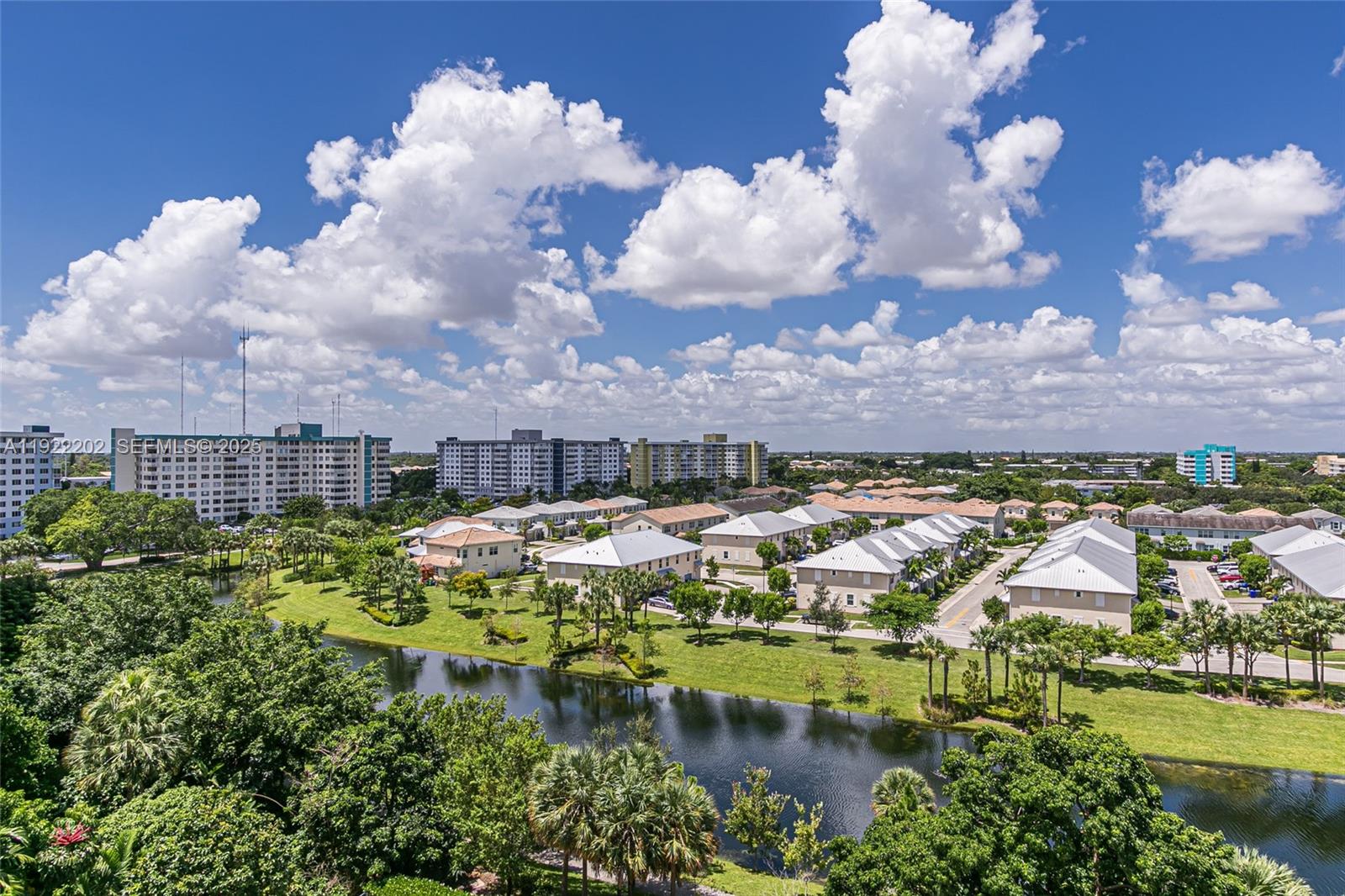 HILLCREST EAST NO 26 COND - Residential