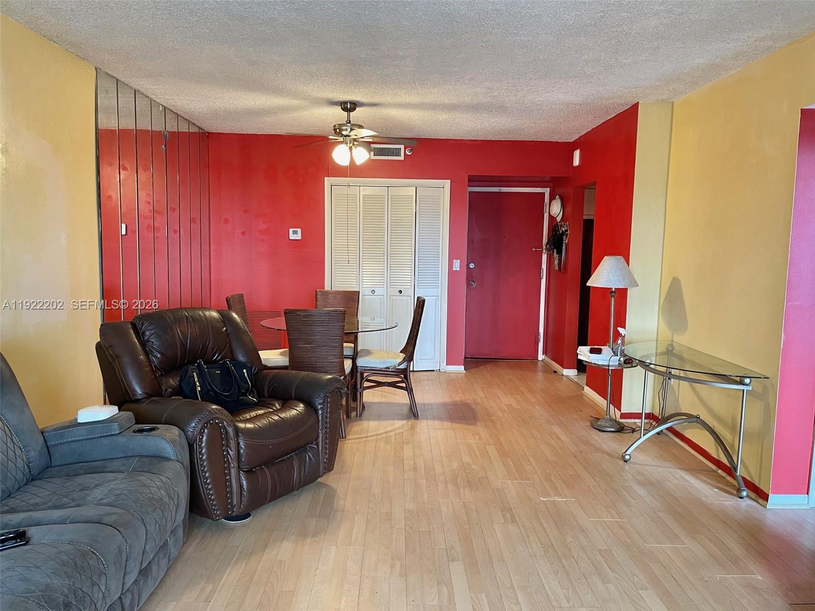 HILLCREST EAST NO 26 COND - Residential