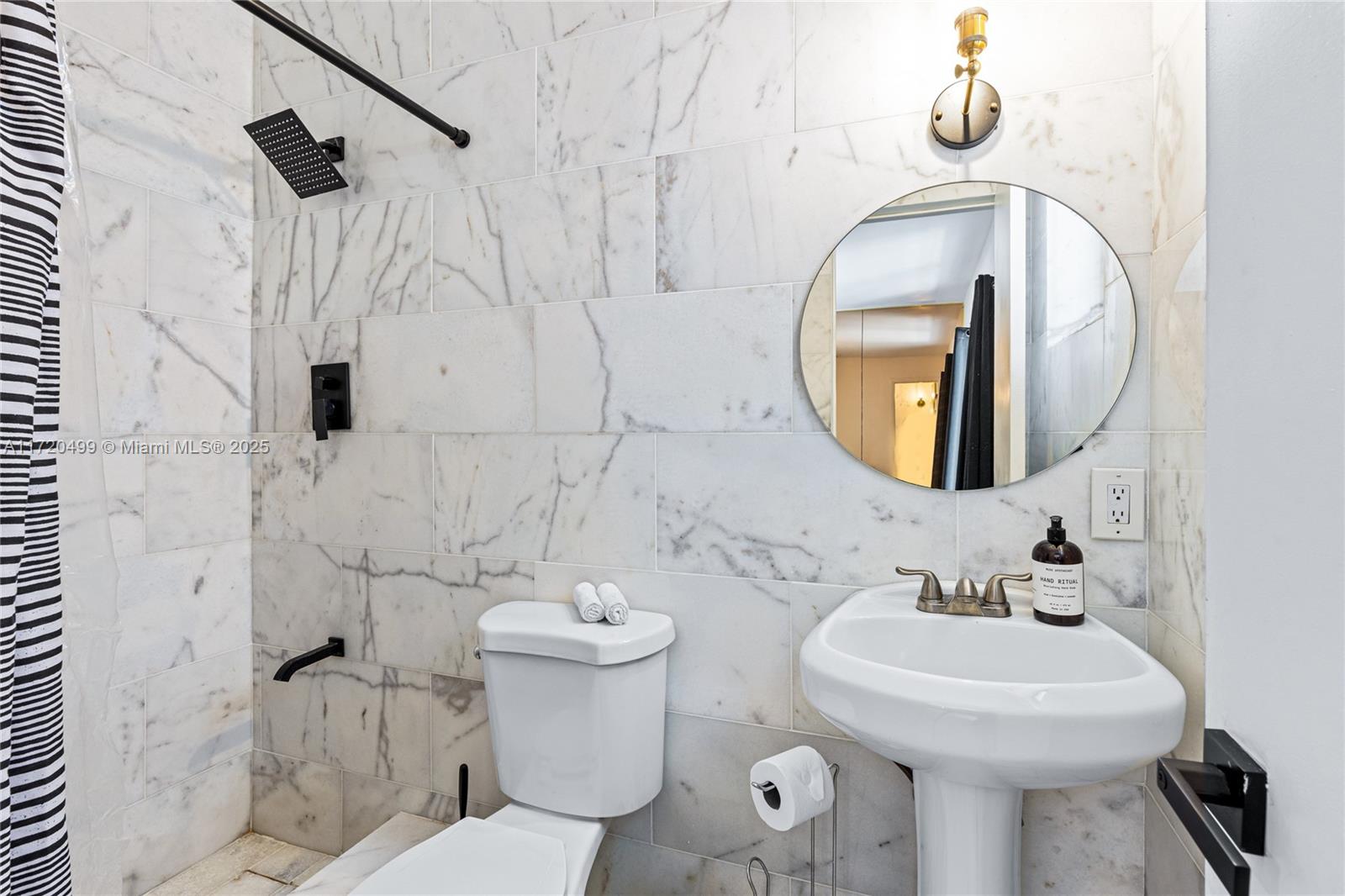 COUNTRY CLUB ADDN - Residential Lease