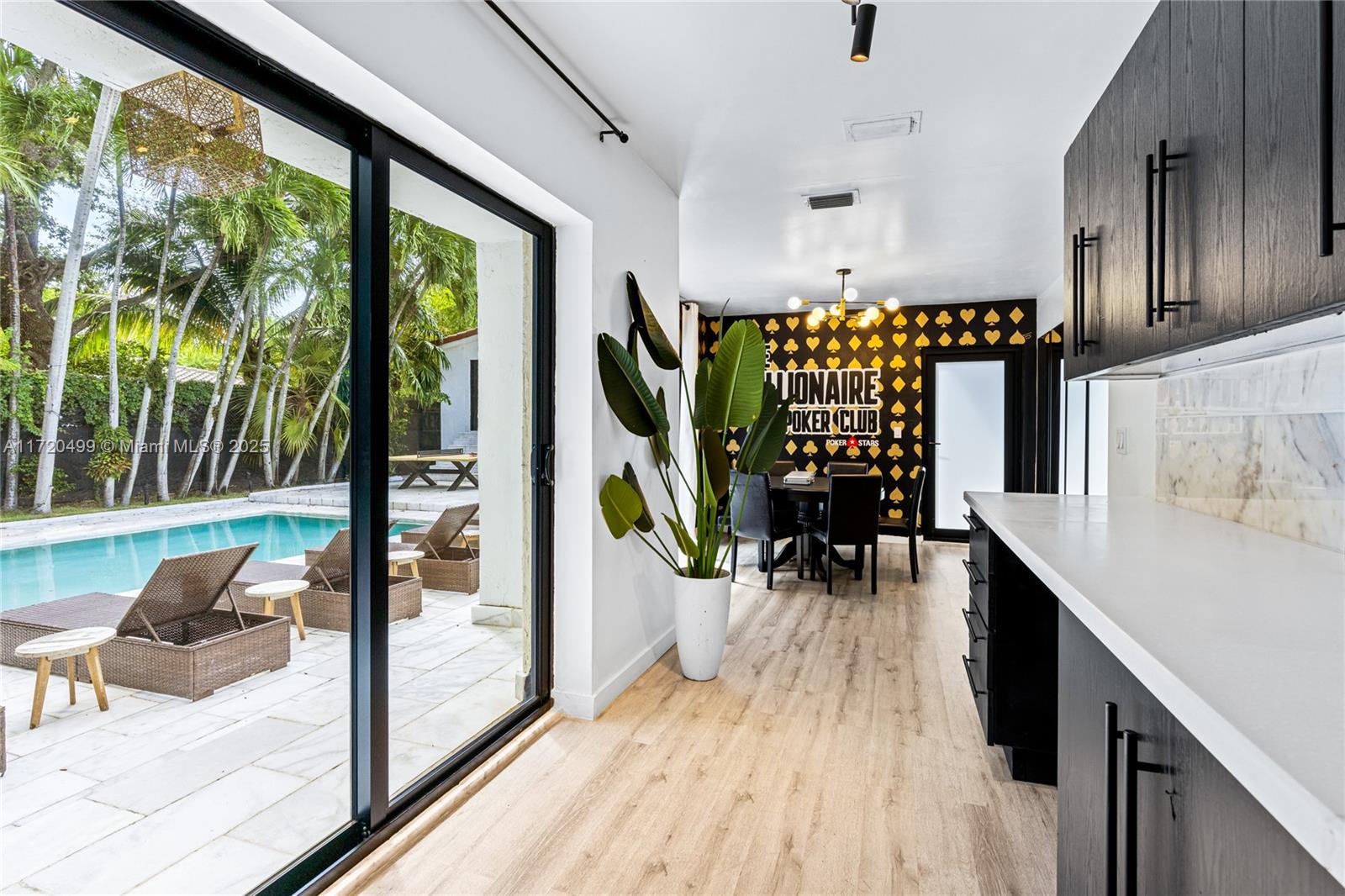 COUNTRY CLUB ADDN - Residential Lease