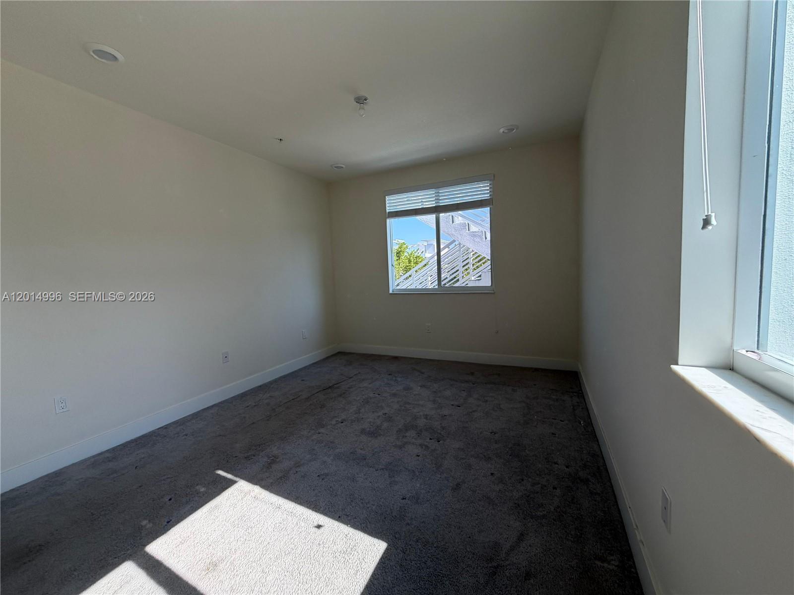 LANDMARK AT DORAL CONDO N - Residential Lease