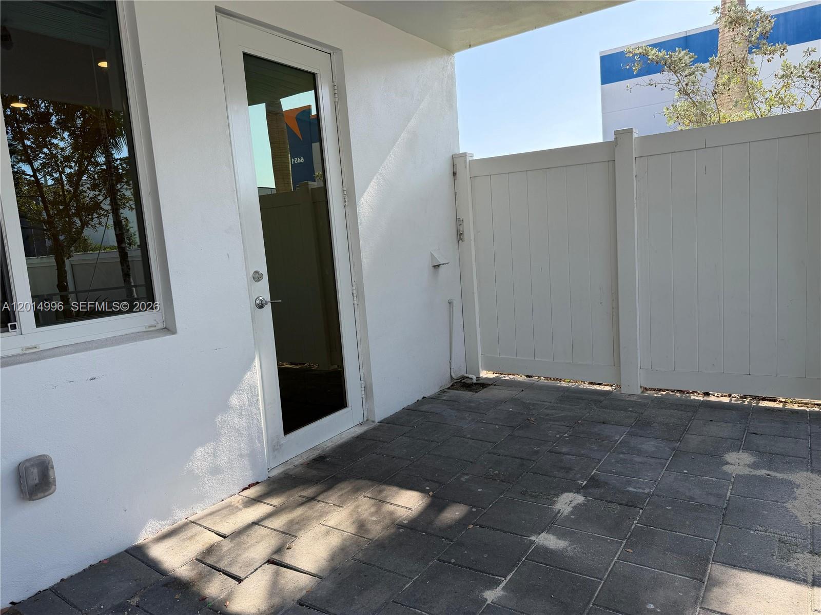 LANDMARK AT DORAL CONDO N - Residential Lease