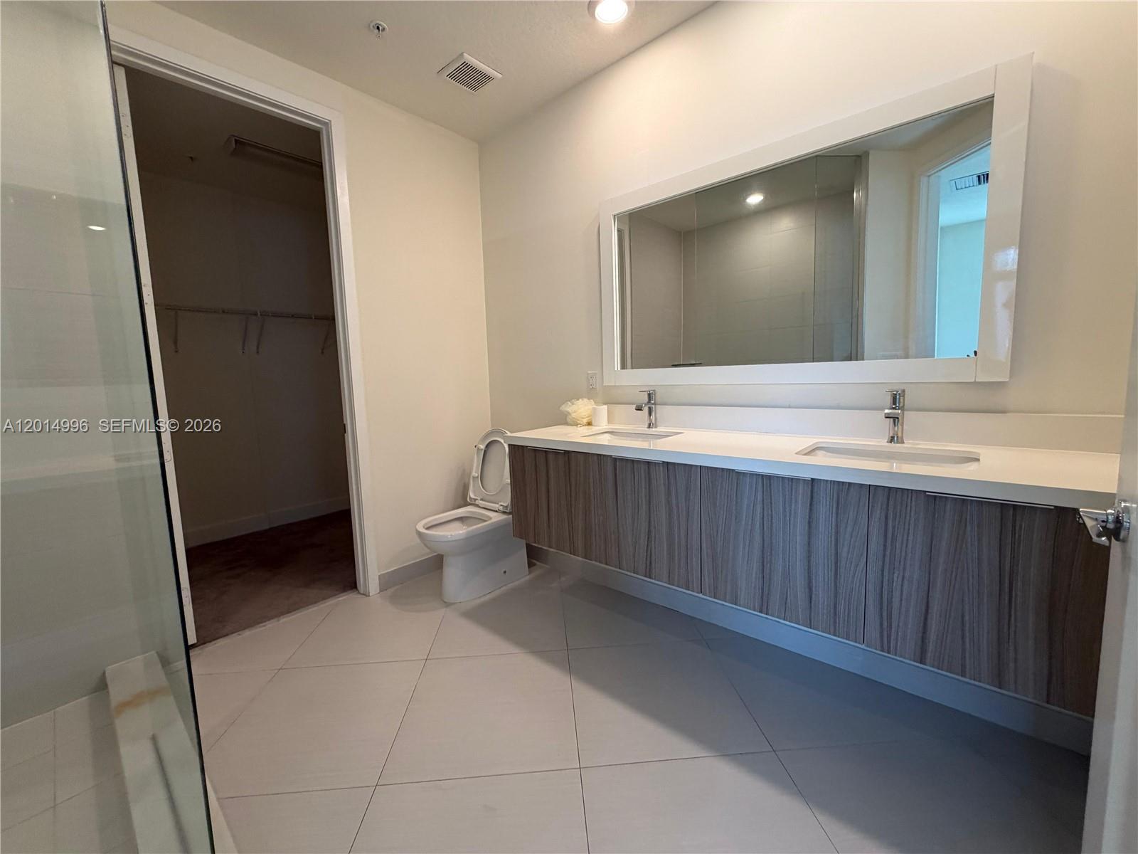 LANDMARK AT DORAL CONDO N - Residential Lease