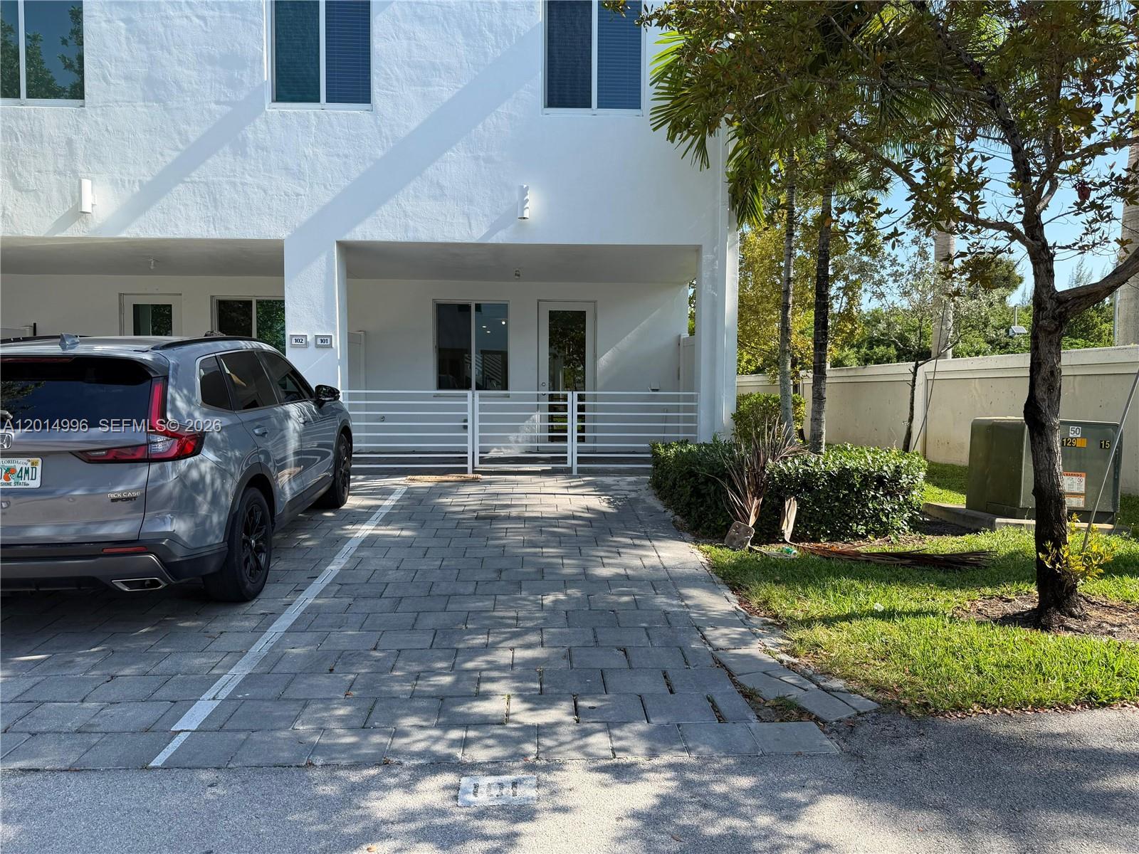 LANDMARK AT DORAL CONDO N - Residential Lease