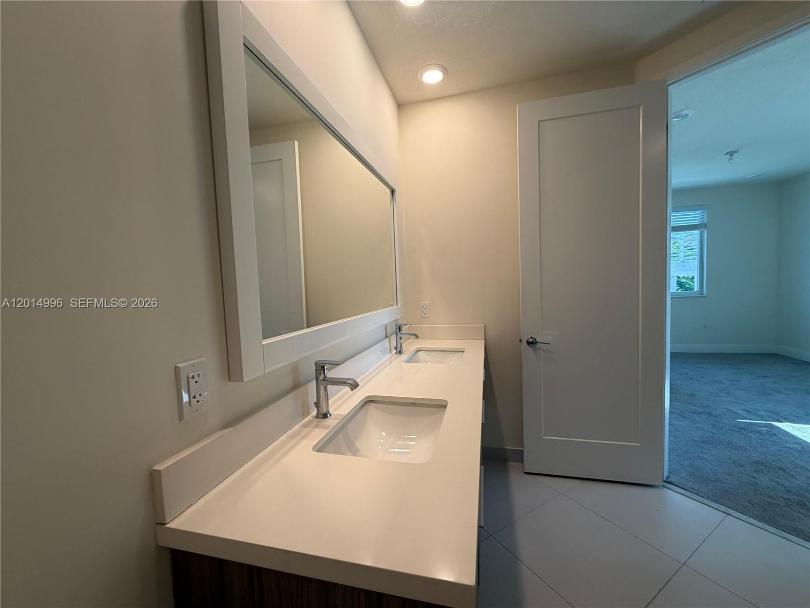 LANDMARK AT DORAL CONDO N - Residential Lease