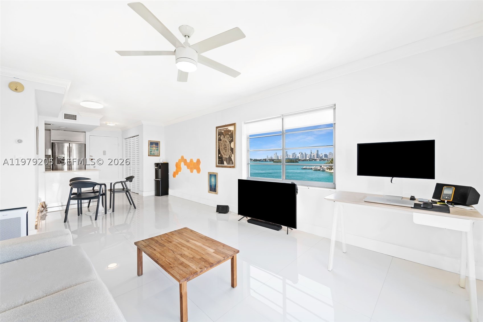 1450 Lincoln Rd 601