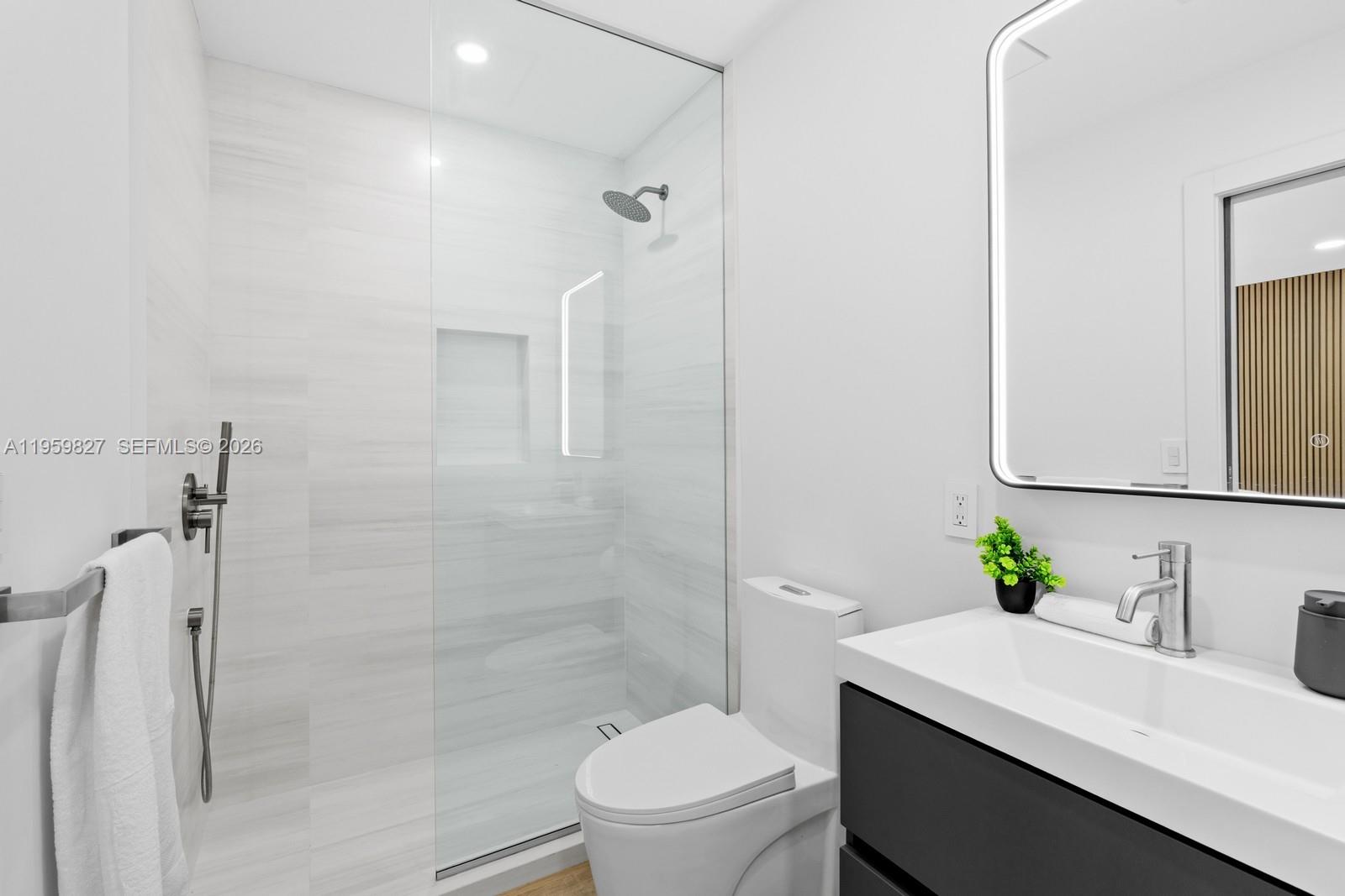 BAY HEIGHTS 1ST ADDN - Residential